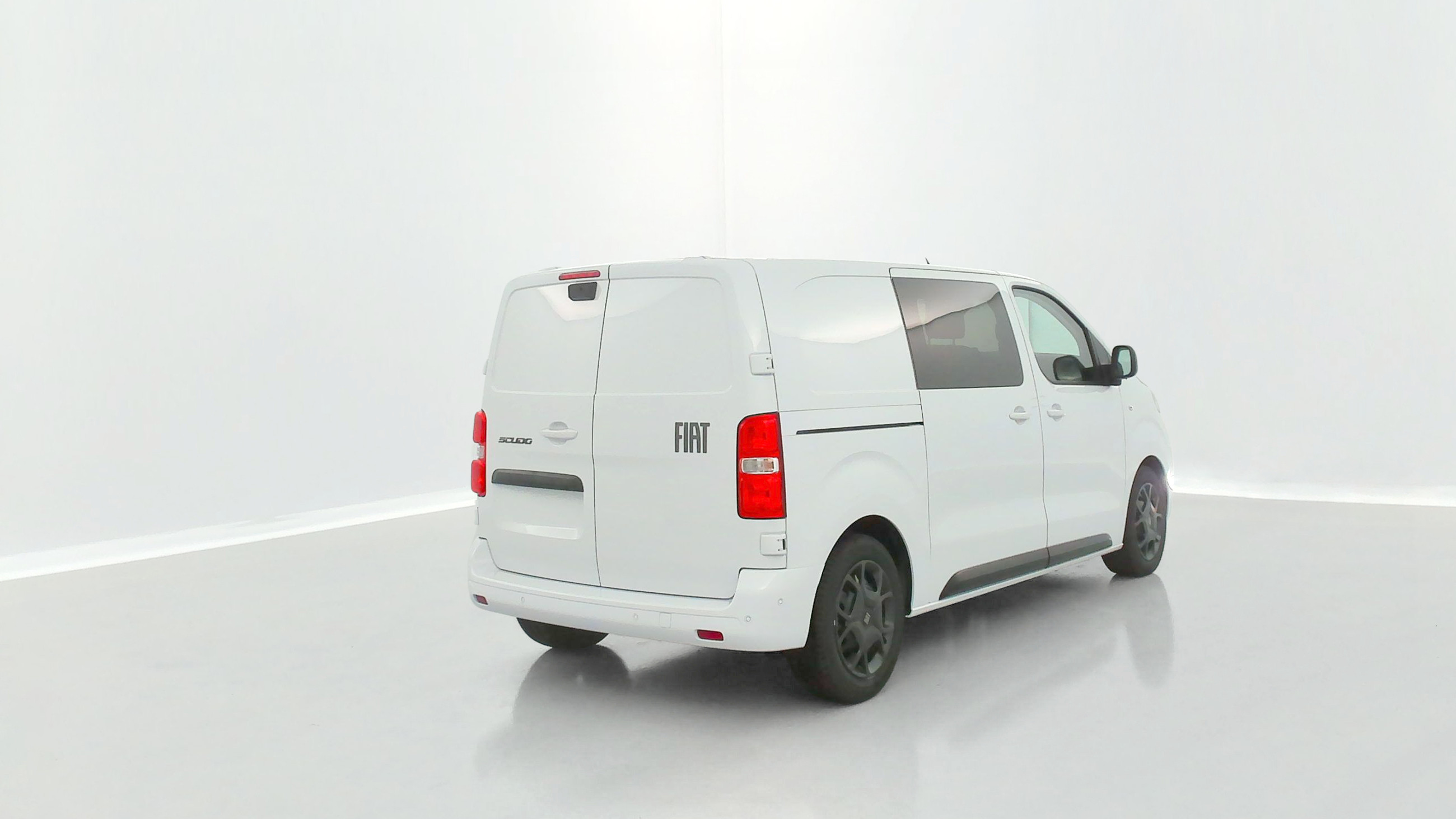 Vente en ligne Fiat Scudo SCUDO CA M 2.0 BlueHDi 180ch Pack Premium Connect EAT8 au prix de 37 160 €
