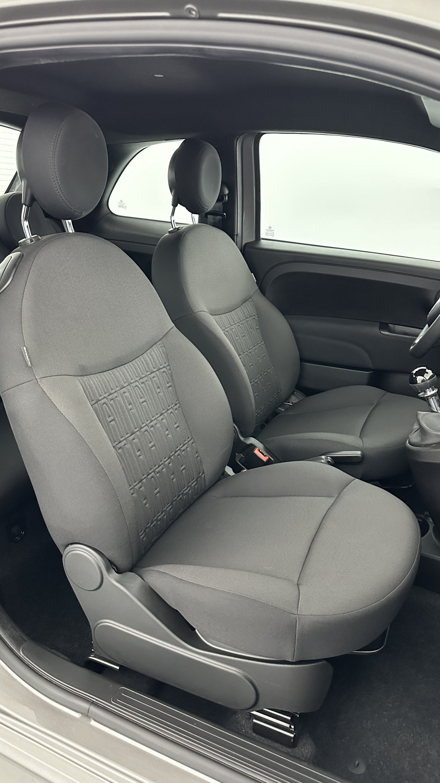Vente en ligne Fiat 500 500 1.0 70ch Hybride Pack Confort BSG au prix de 14 500 €