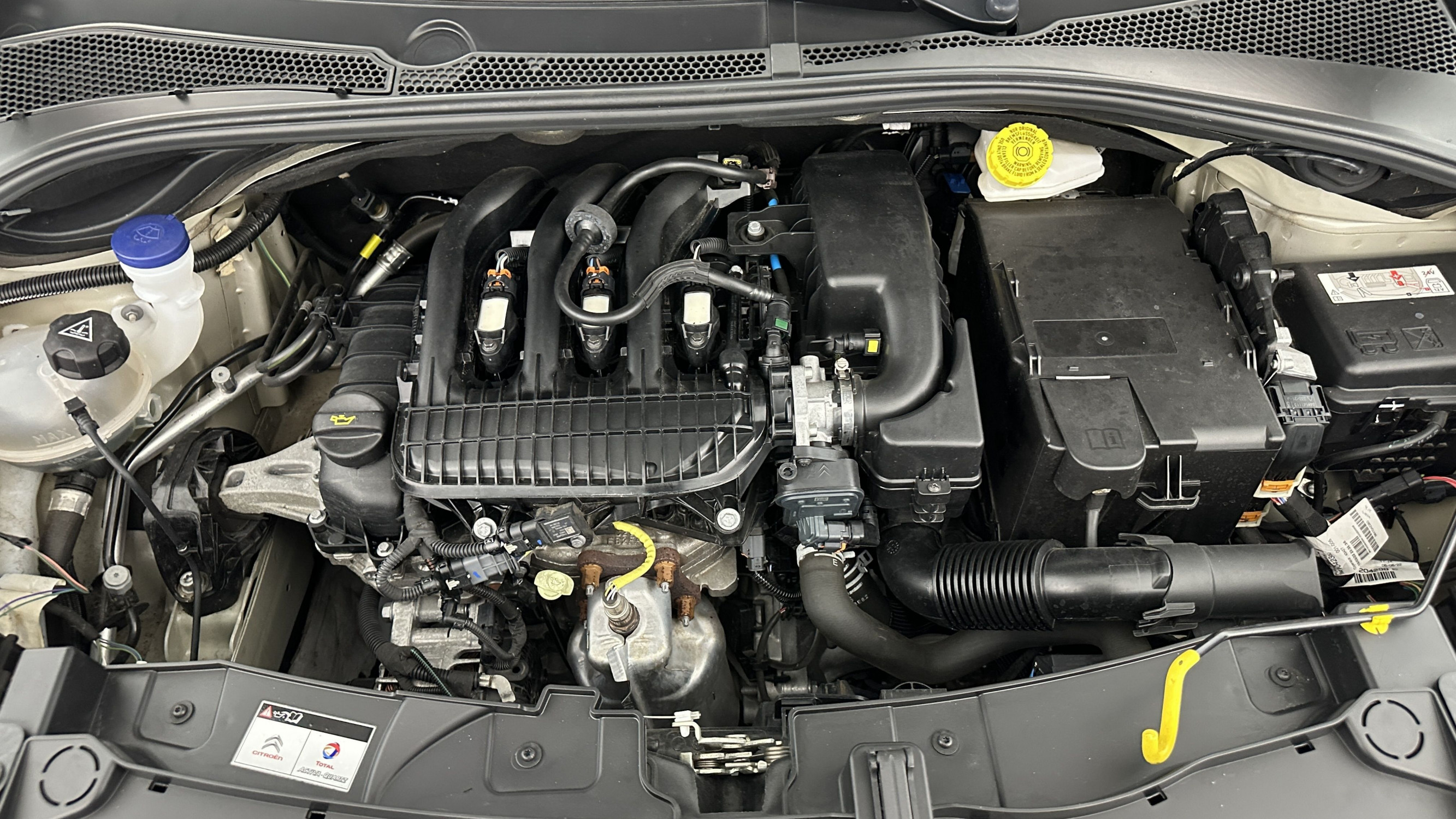 Vente en ligne Citroën C3 C3 III 1.2 PureTech 83ch Shine au prix de 16 510 €