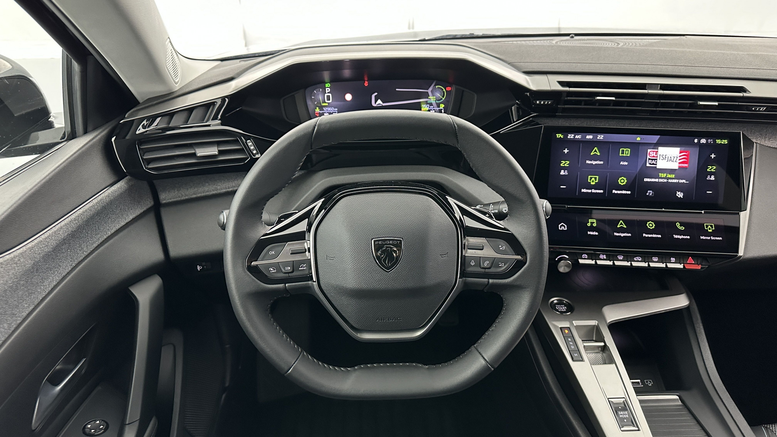 Vente en ligne Peugeot 308 308 1.2 Hybrid 136ch Allure e-DCS6 au prix de 24 710 €