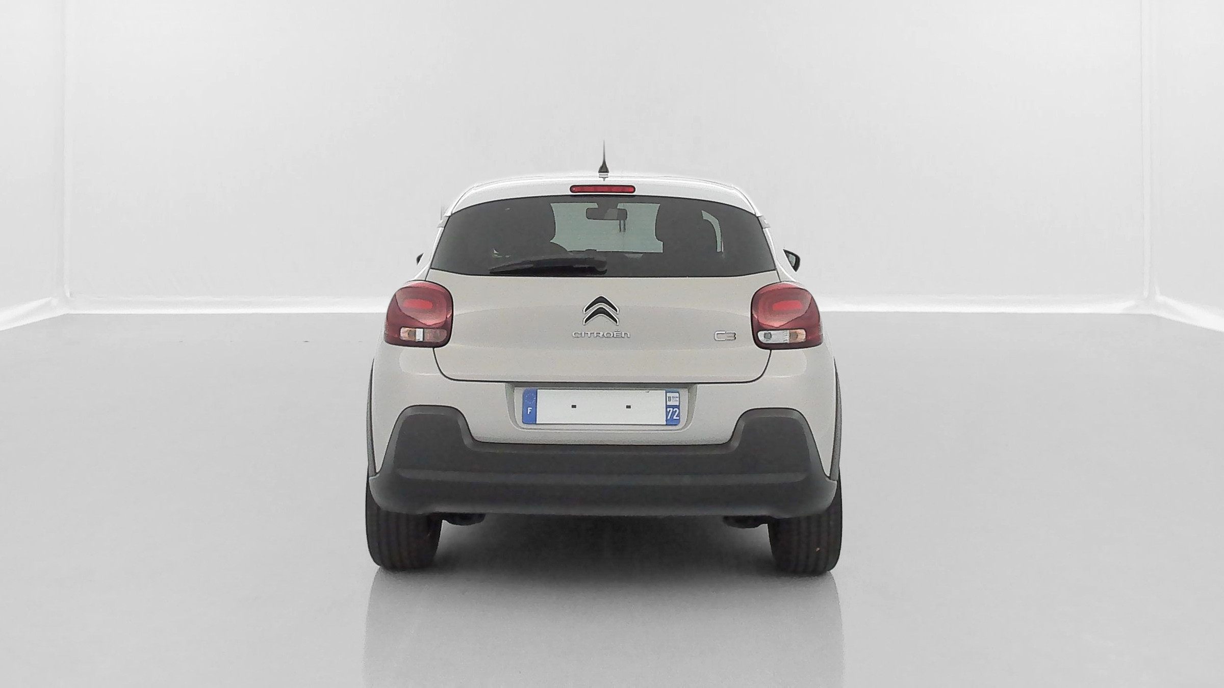 Vente en ligne Citroën C3 C3 III 1.2 PureTech 83ch Shine au prix de 16 510 €
