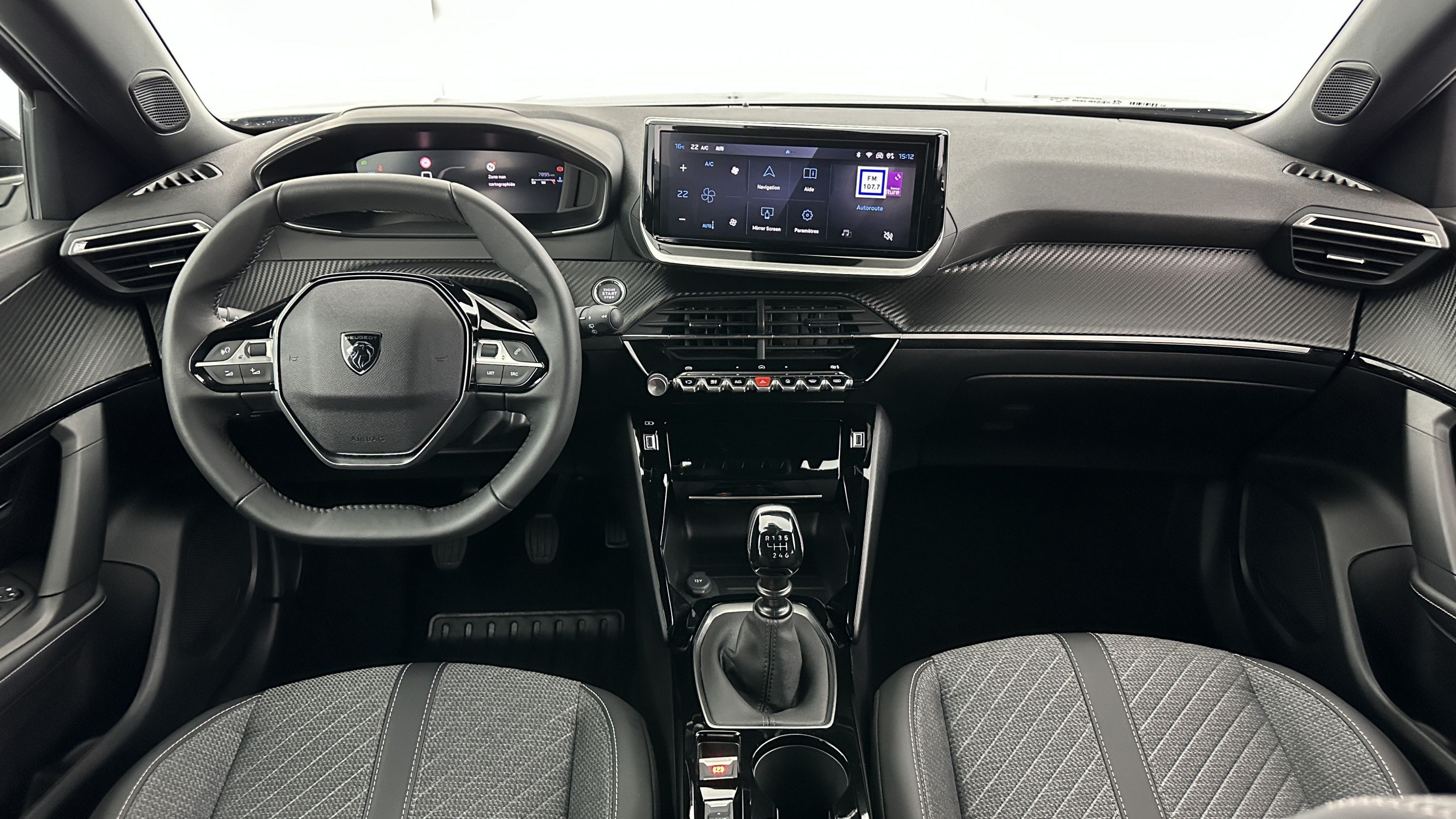 Vente en ligne Peugeot 2008 2008 1.2 PureTech 100ch Allure au prix de 21 500 €