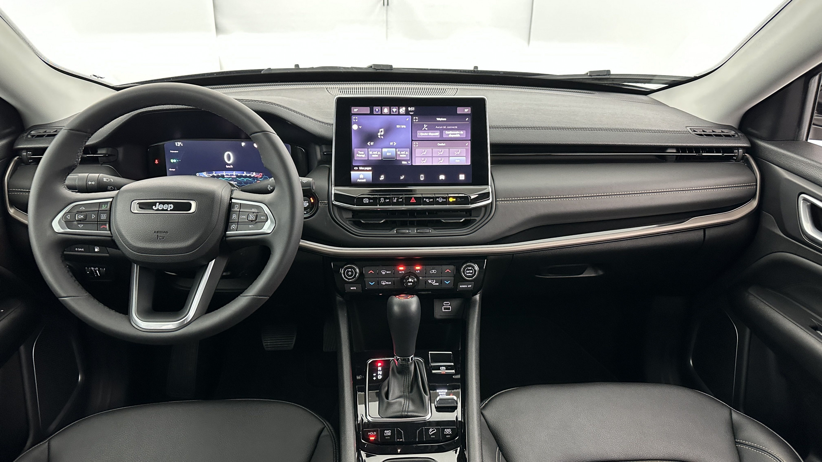Vente en ligne Jeep Compass COMPASS II 1.3 T4 240ch PHEV 4xe Overland AT6 eAWD au prix de 27 500 €