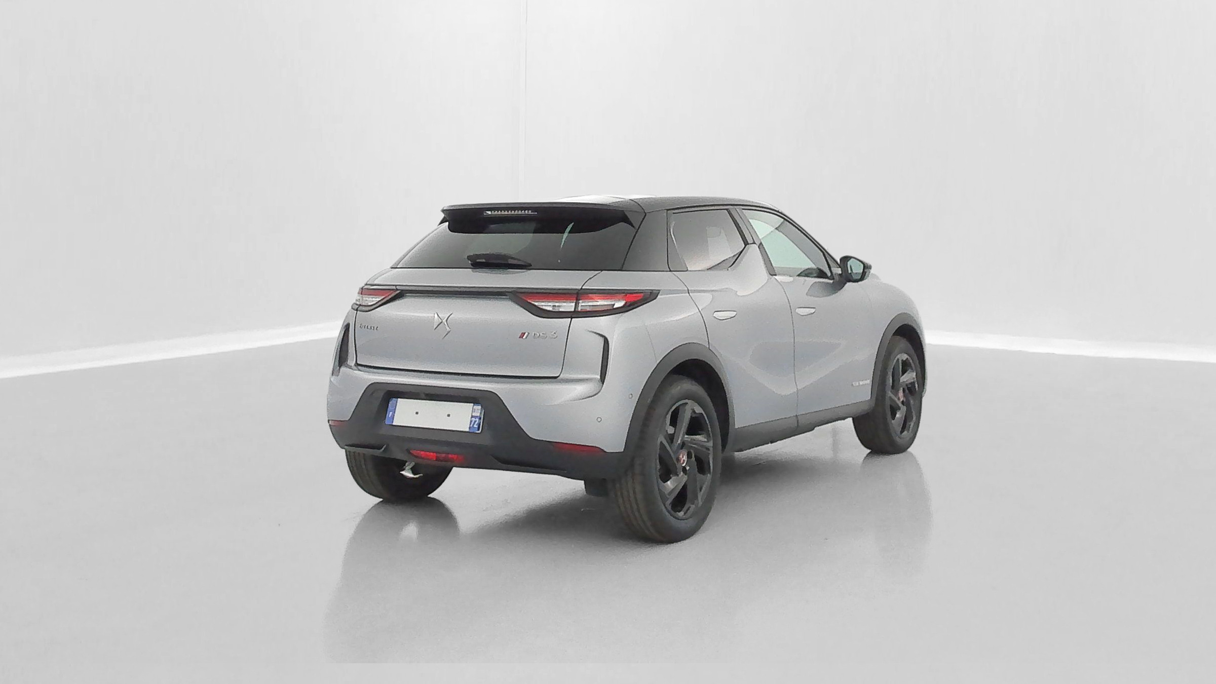 Vente en ligne Ds Ds3 Crossback DS3 CROSSBACK 50 kWh E-Tense 136ch Performance Line + au prix de 16 400 €