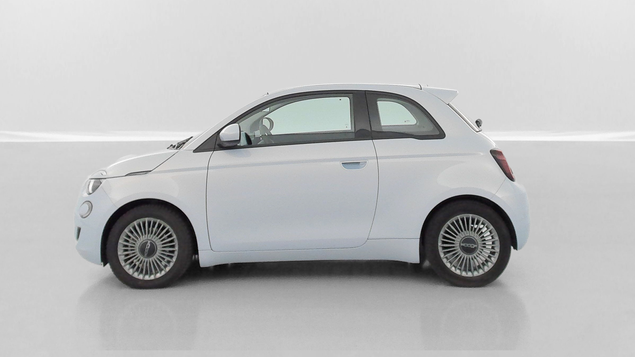 Vente en ligne Fiat 500 500e 87kW Icône 118ch au prix de 18 910 €