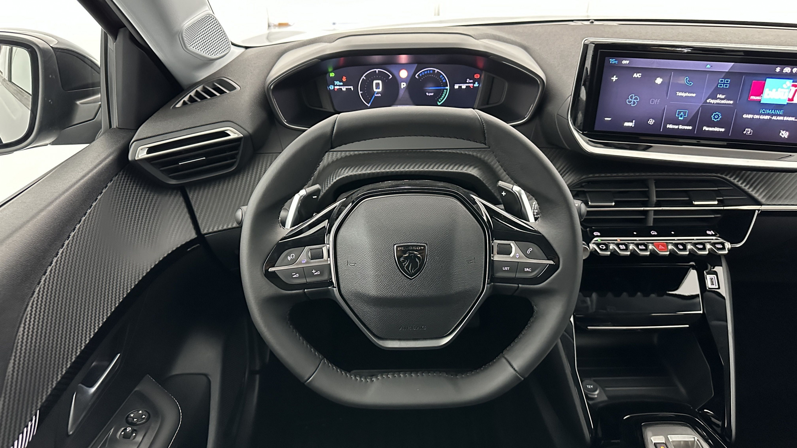Vente en ligne Peugeot 208 208 1.2 Hybrid 110ch Allure e-DCS6 au prix de 22 400 €
