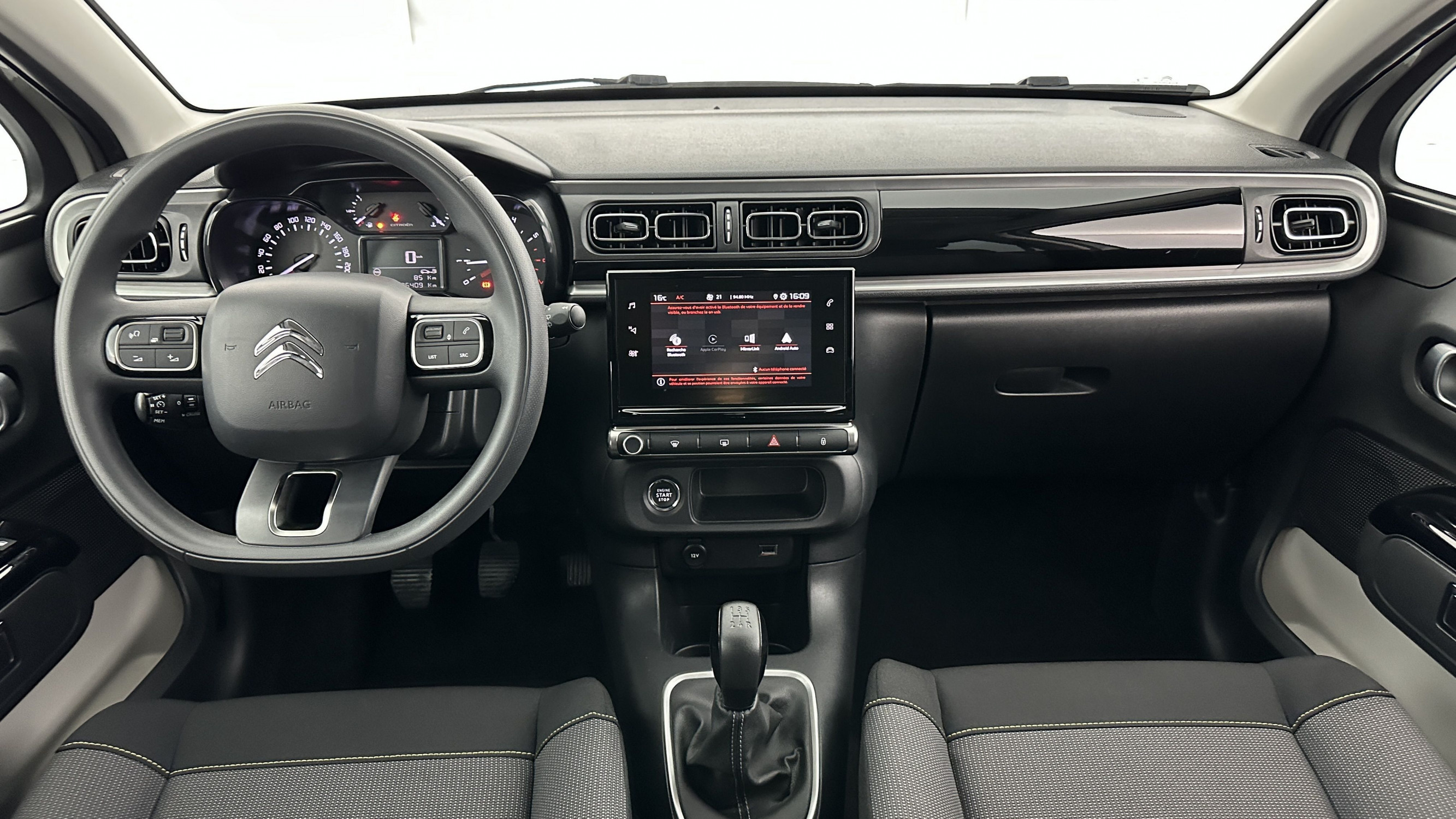 Vente en ligne Citroën C3 C3 III 1.2 PureTech 83ch Shine au prix de 16 510 €