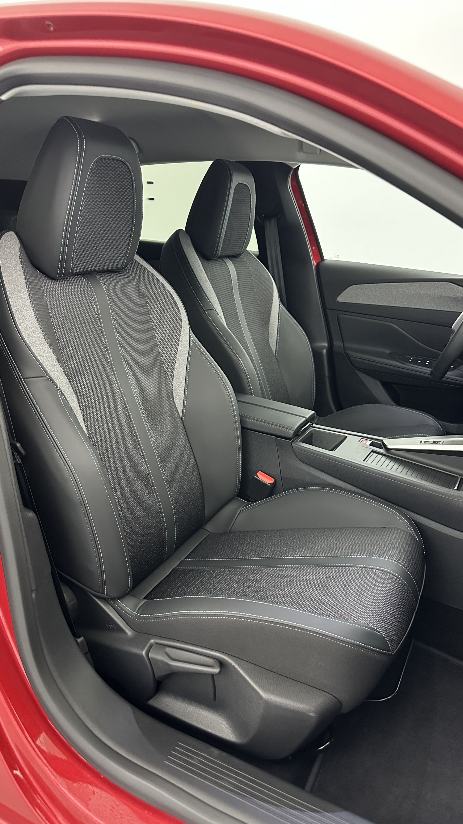 Vente en ligne Peugeot 308 308 1.5 BlueHDi 130ch Allure EAT8 au prix de 25 000 €