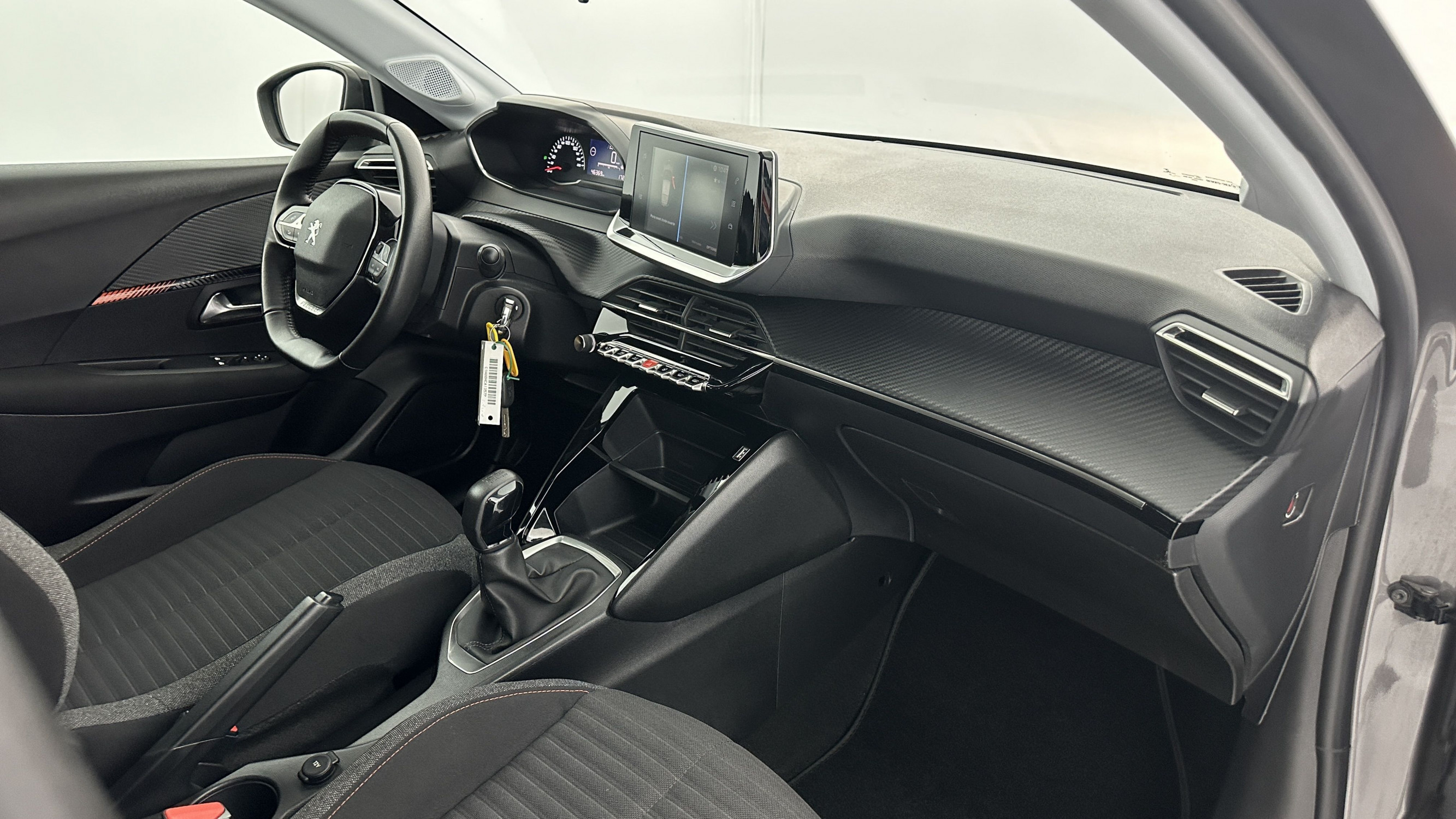 Vente en ligne Peugeot 208 208 II 1.2 PureTech 75ch Active au prix de 15 500 €