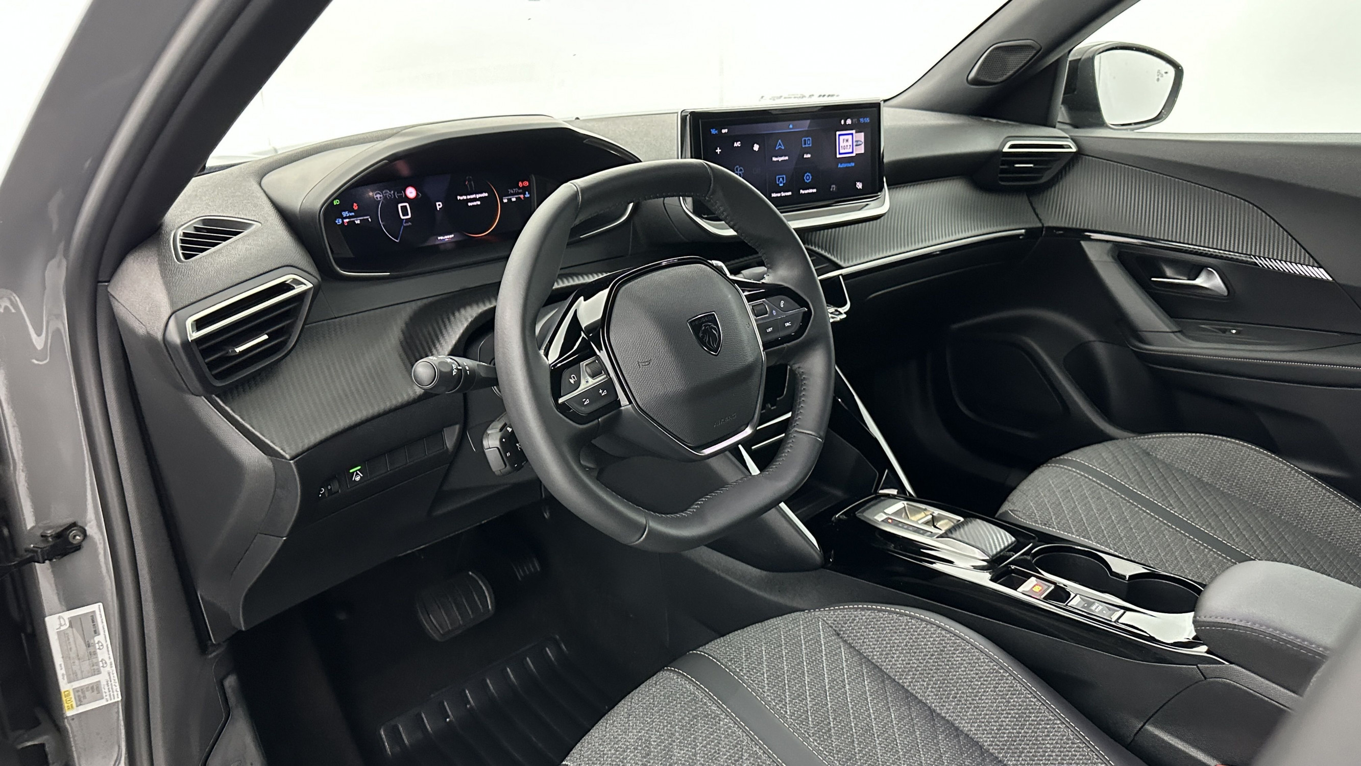 Vente en ligne Peugeot 2008 2008 II 1.2 Hybrid 145ch Allure e-DCS6  au prix de 25 010 €