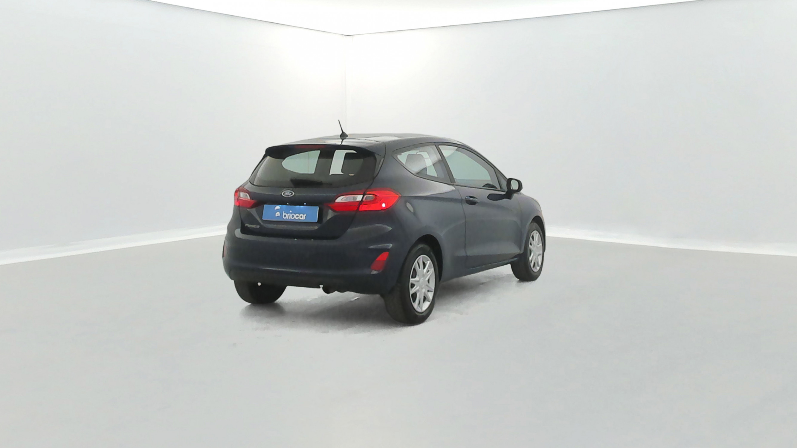 Vente en ligne Ford Fiesta 1.1 85ch Cool & Connect 3p + Radars de recul au prix de 9 780 €