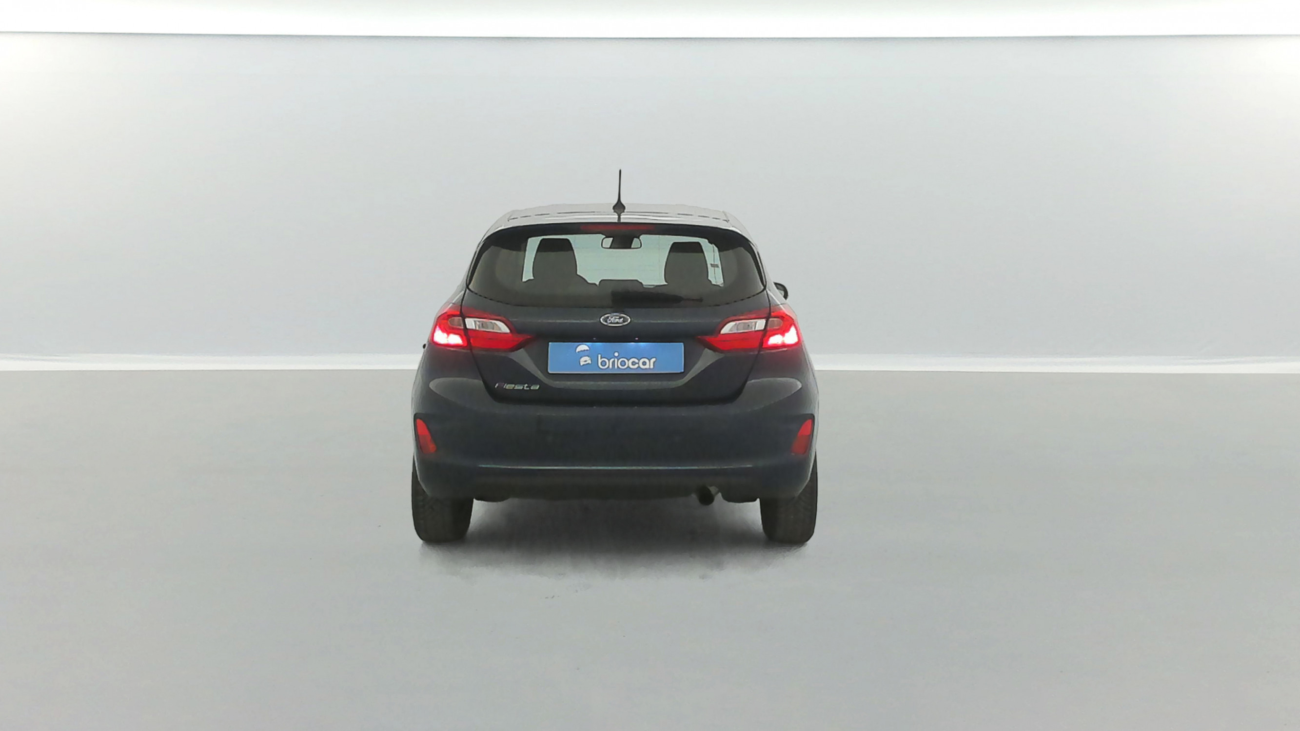 Vente en ligne Ford Fiesta 1.1 85ch Cool & Connect 3p + Radars de recul au prix de 9 780 €