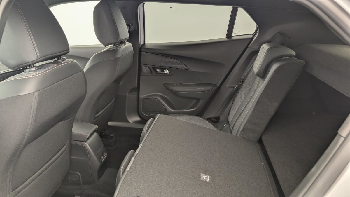 Vente en ligne Peugeot 2008 Hybrid 145 e-DCS6 Allure au prix de 23 360 €