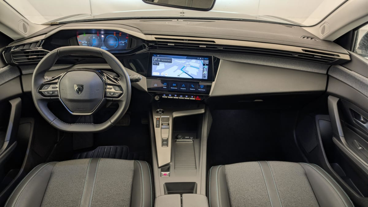 Vente en ligne Peugeot 408 Hybrid 145 e-DCS6 Allure au prix de 25 420 €