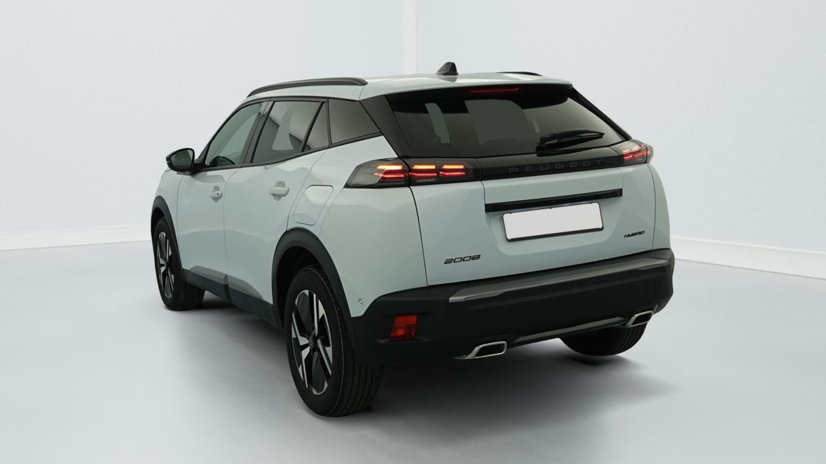 Vente en ligne Peugeot 2008 Hybrid 145 e-DCS6 Allure au prix de 23 360 €