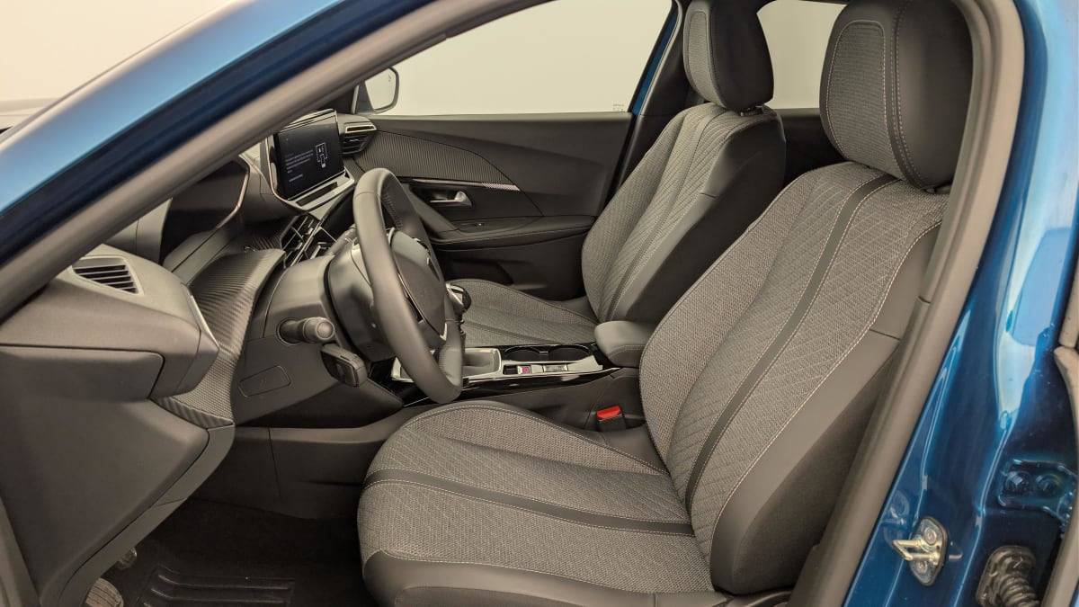 Vente en ligne Peugeot 2008 100 S S BVM6 Allure au prix de 19 240 €