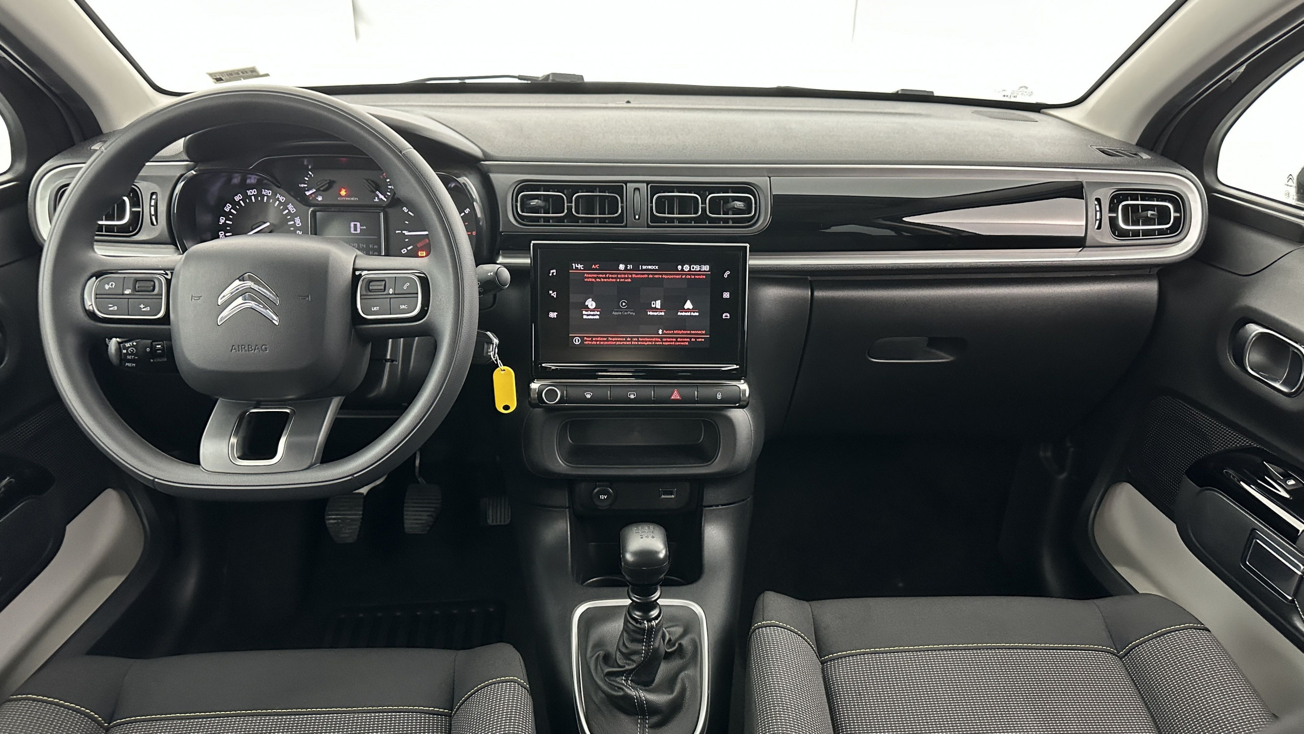 Vente en ligne Citroën C3 C3 III 1.2 PureTech 110ch Shine au prix de 17 200 €