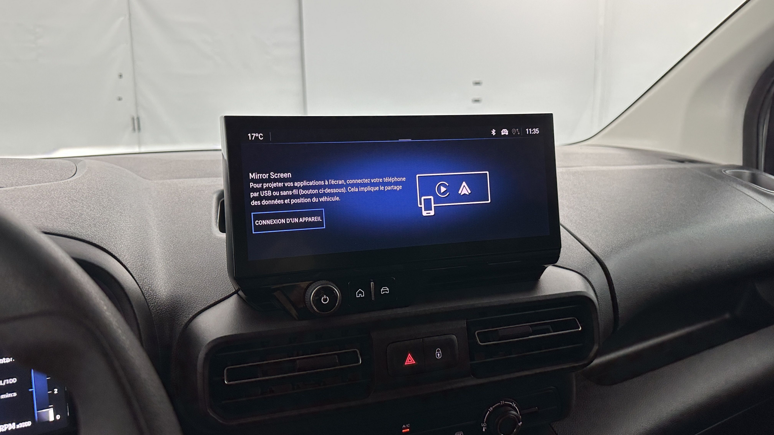 Vente en ligne Opel Combo Cargo COMBO CARGO M 650kg 1.5 BlueHDi 100ch au prix de 22 980 €