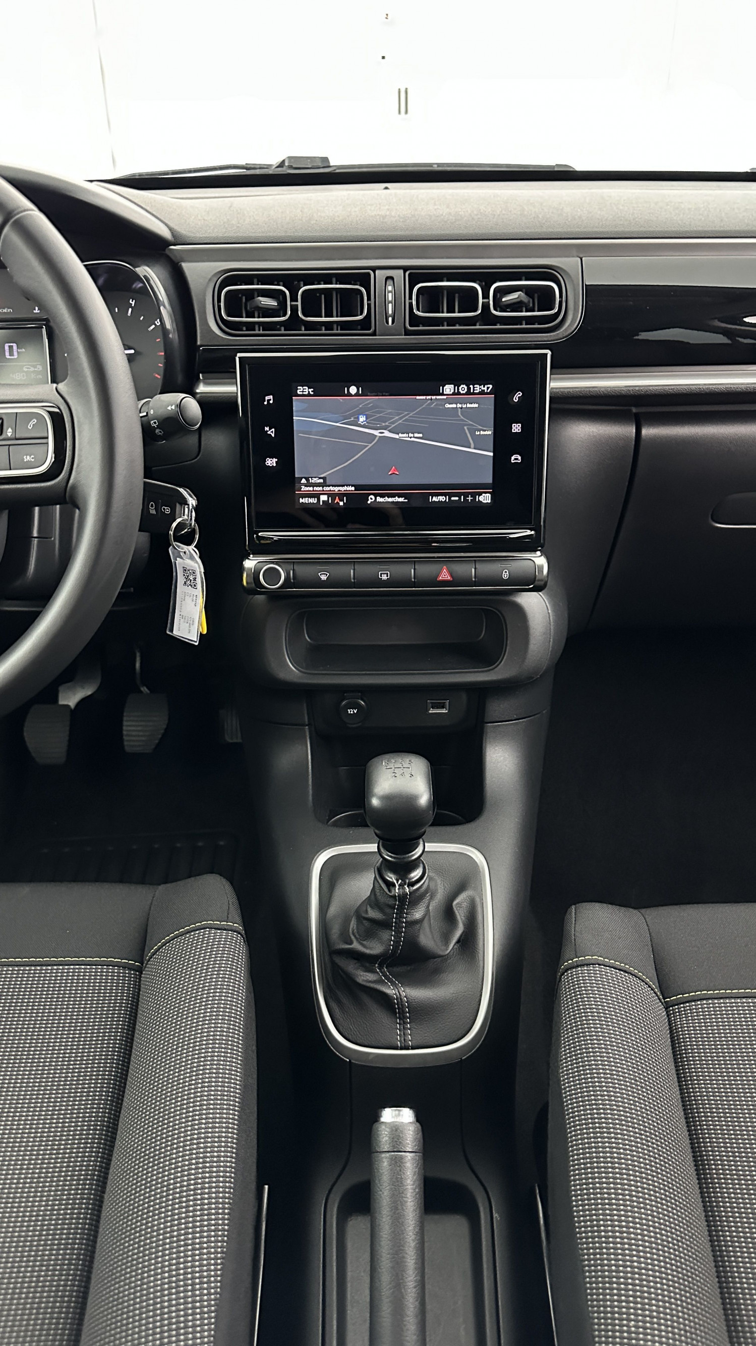 Vente en ligne Citroën C3 C3 III 1.2 PureTech 110ch Max au prix de 14 210 €