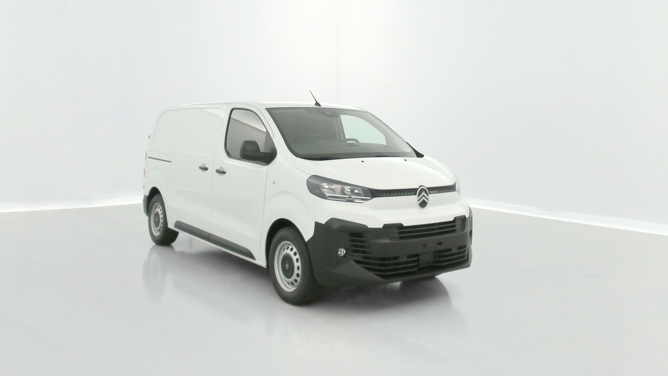 Vente en ligne Citroën Jumpy Fourgon JUMPY M 2.0 BlueHDi 145ch au prix de 29 340 €