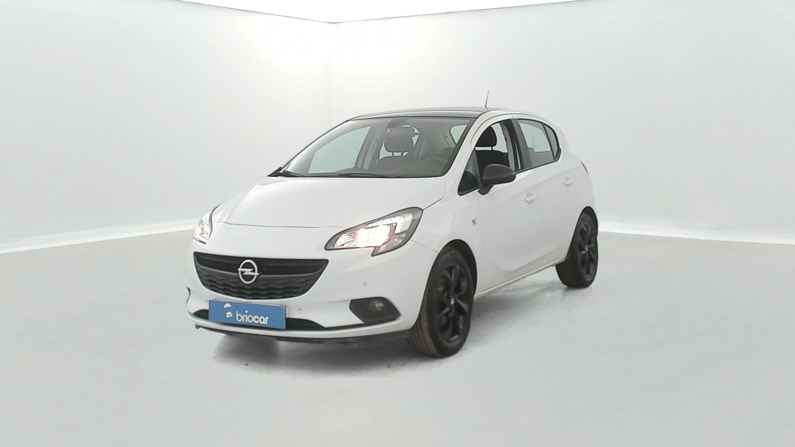 Opel Corsa 1.4 Turbo 100ch Black Edition 5p occasion de 2019 en vente à Rennes