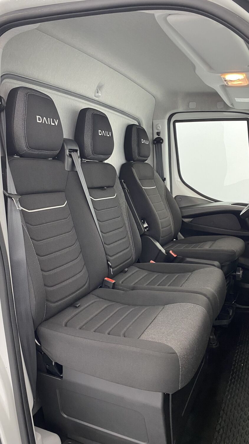 Vente en ligne Iveco Daily DAILY III 35S16HA8 4100 3.0 160ch Caisse Trouillet 20m³ au prix de 59 120 €