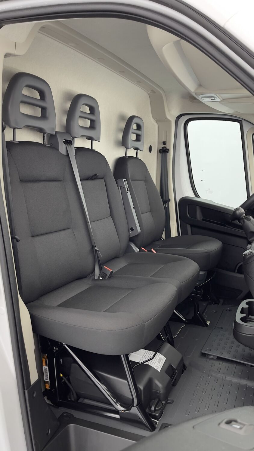 Vente en ligne Fiat Ducato Fourgon DUCATO III 3.5 MH2 H3-Power 140ch au prix de 30 300 €