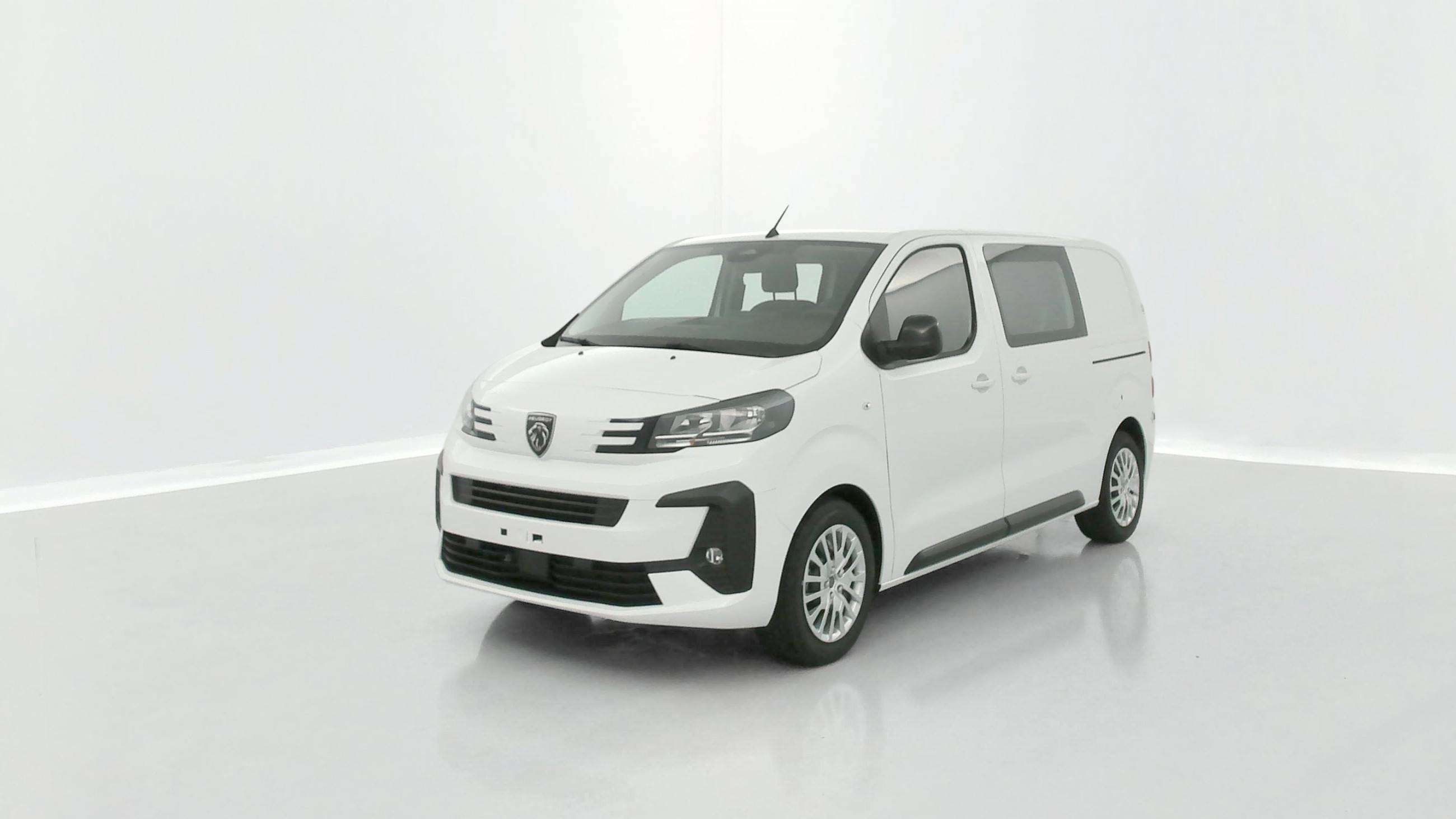 Peugeot Expert EXPERT CA M 2.0 BlueHDi 180ch EAT8 occasion de 2025 en vente à Rennes