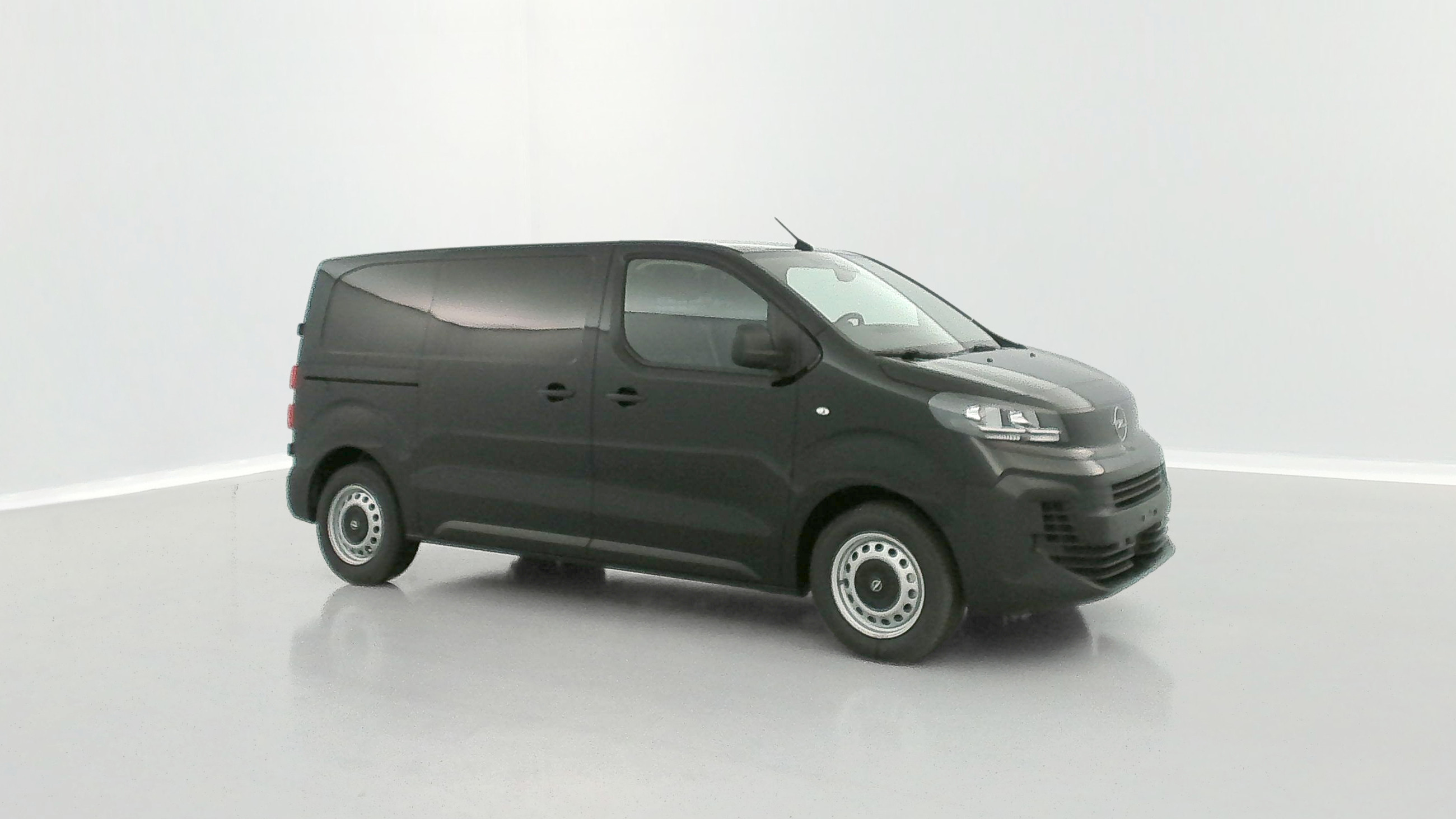 Vente en ligne Opel Vivaro Combi VIVARO M 2.0 BlueHDi 145ch au prix de 26 580 €
