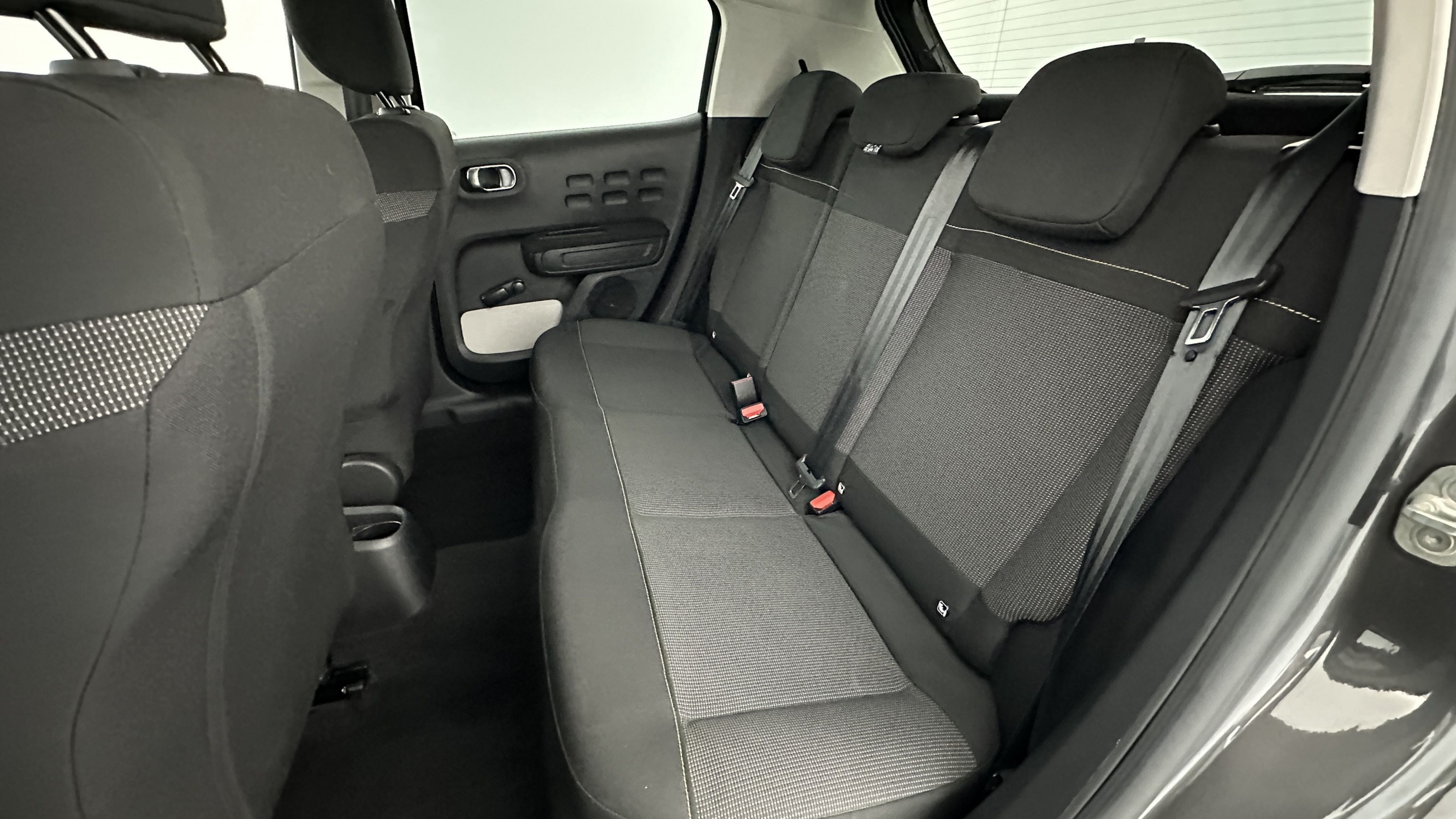 Vente en ligne Citroën C3 C3 III 1.2 PureTech 110ch Max au prix de 14 210 €