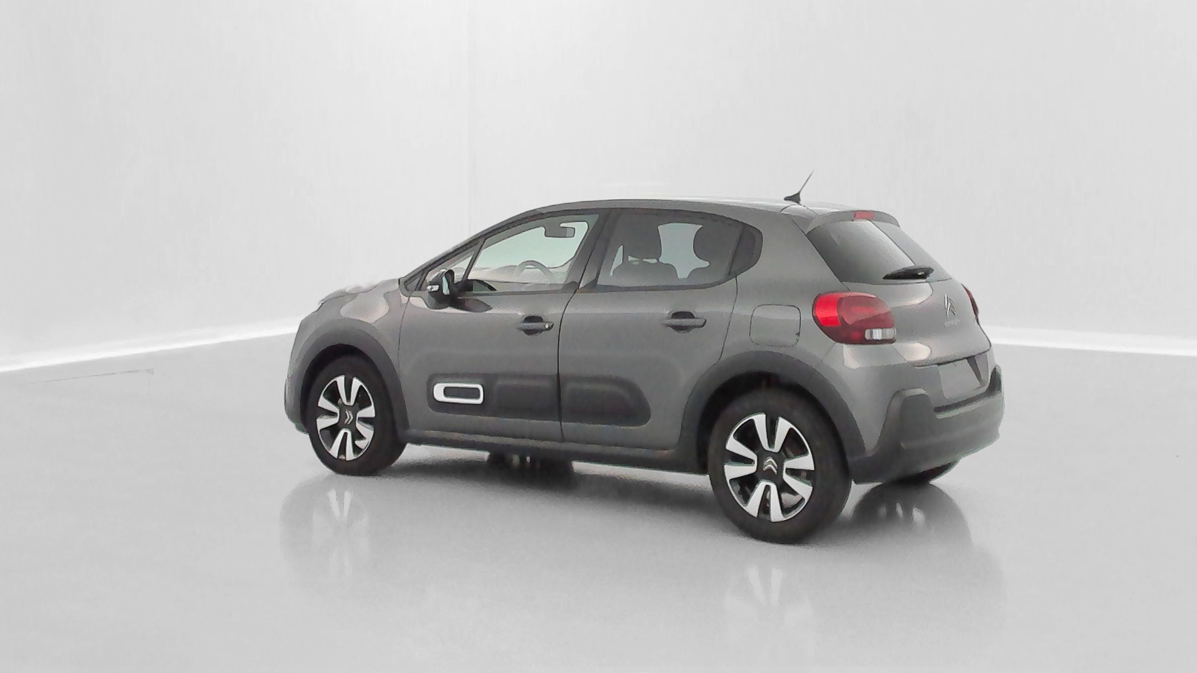 Vente en ligne Citroën C3 C3 III 1.2 PureTech 110ch Max au prix de 14 210 €