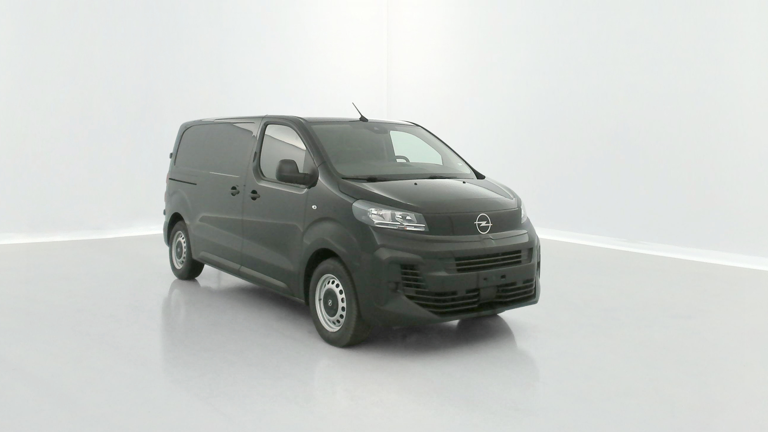 Vente en ligne Opel Vivaro Combi VIVARO M 2.0 BlueHDi 145ch au prix de 26 580 €