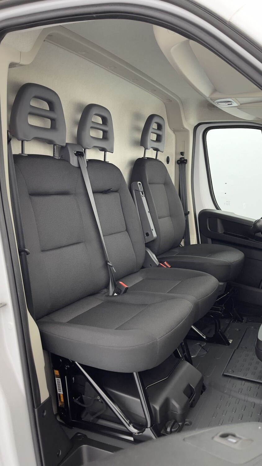 Vente en ligne Fiat Ducato Fourgon DUCATO III 3.5 MH2 H3-Power 140ch au prix de 30 300 €