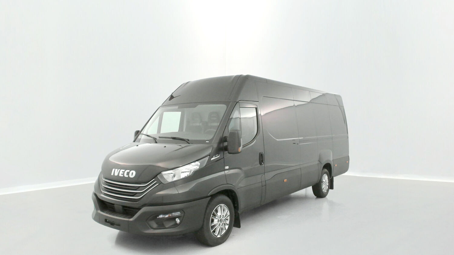 Iveco Daily DAILY 35S16A8 4100 2.3 156ch 16m³ Hi-Matic occasion de 2022 en vente à Rennes