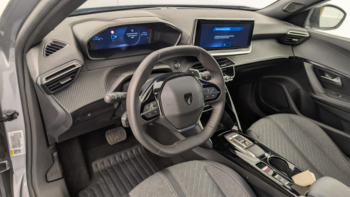 Vente en ligne Peugeot 2008 Hybrid 145 e-DCS6 Allure au prix de 22 330 €