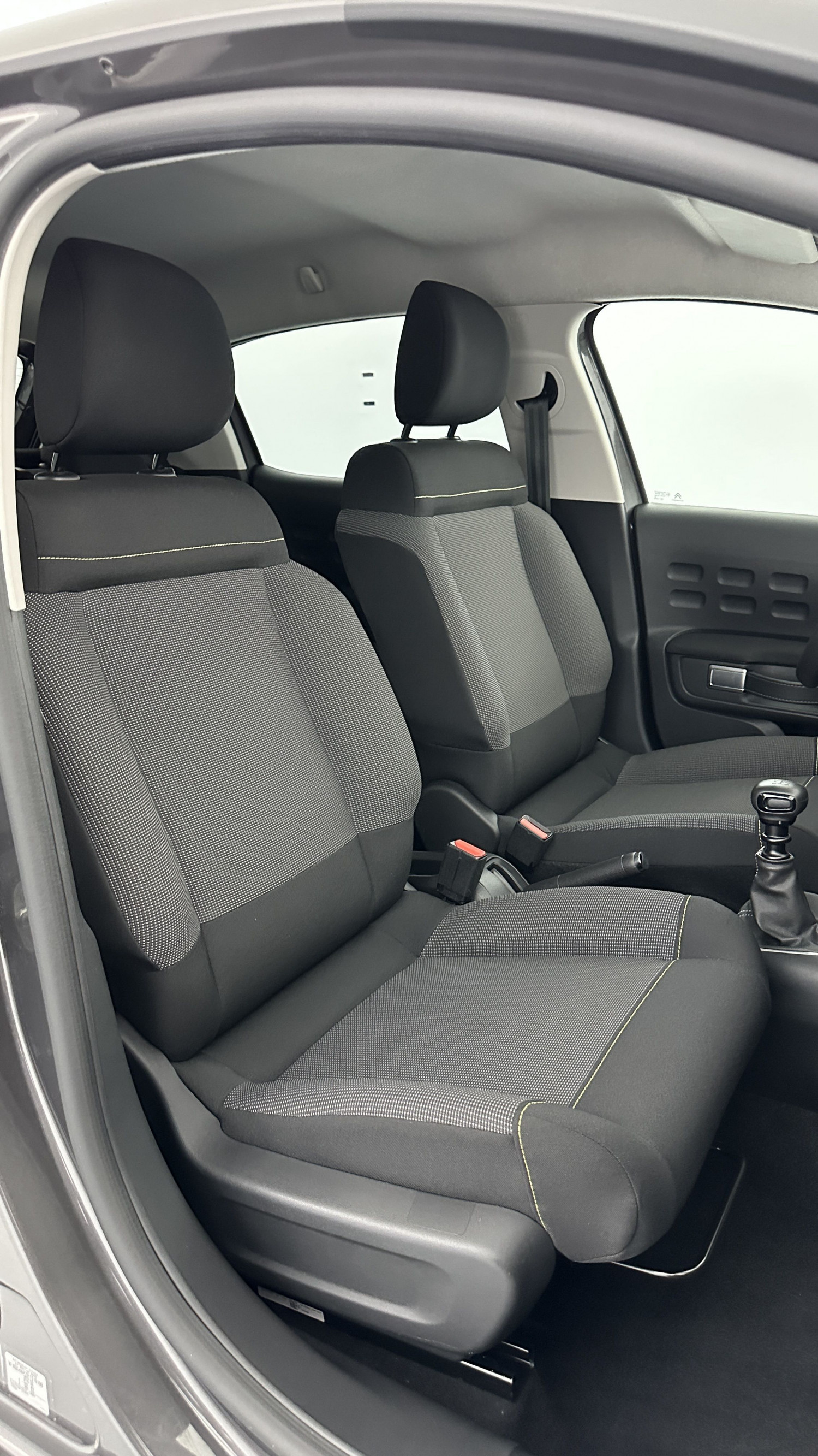 Vente en ligne Citroën C3 C3 III 1.2 PureTech 110ch Max au prix de 14 210 €