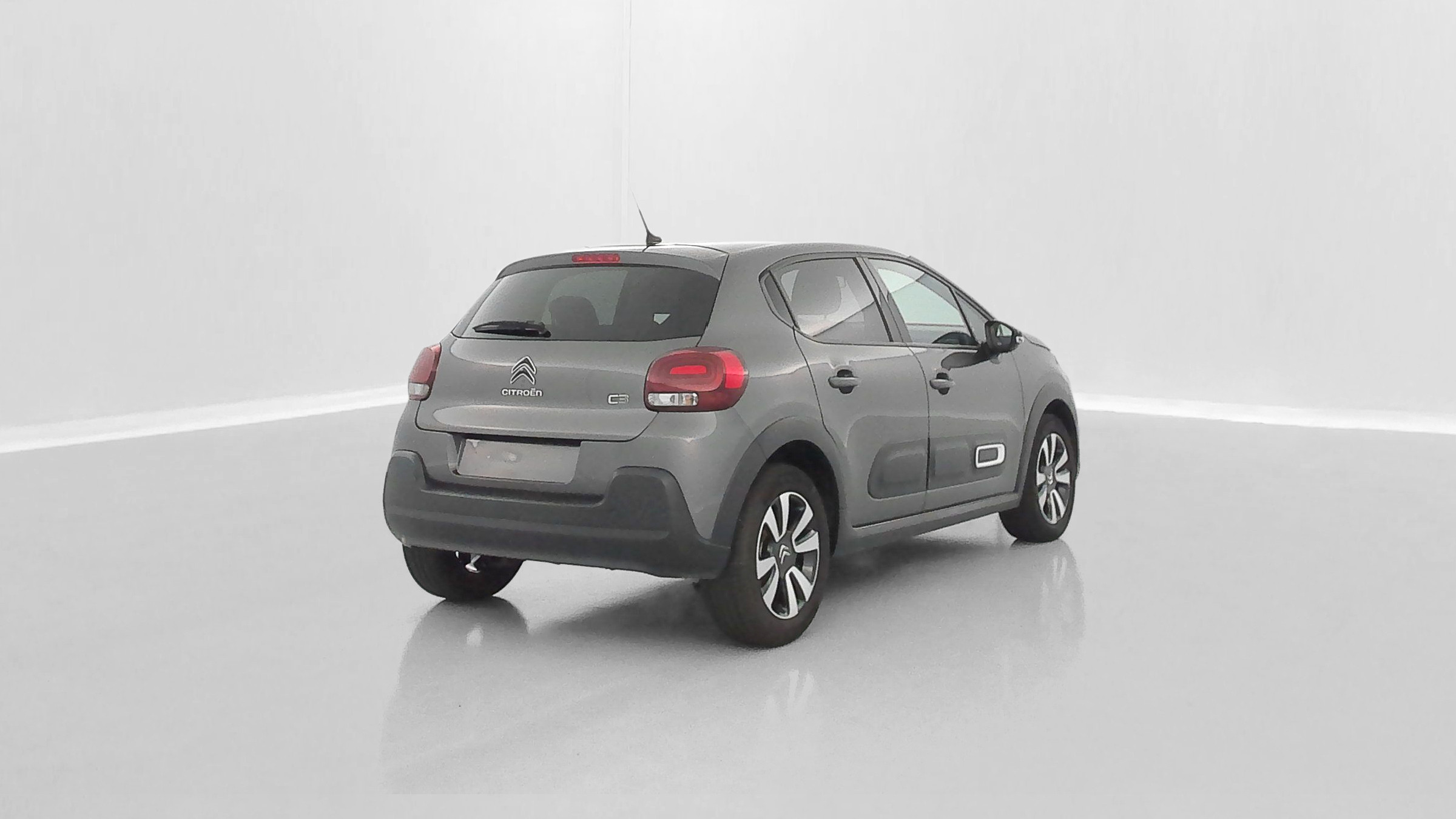 Vente en ligne Citroën C3 C3 III 1.2 PureTech 110ch Shine au prix de 17 200 €