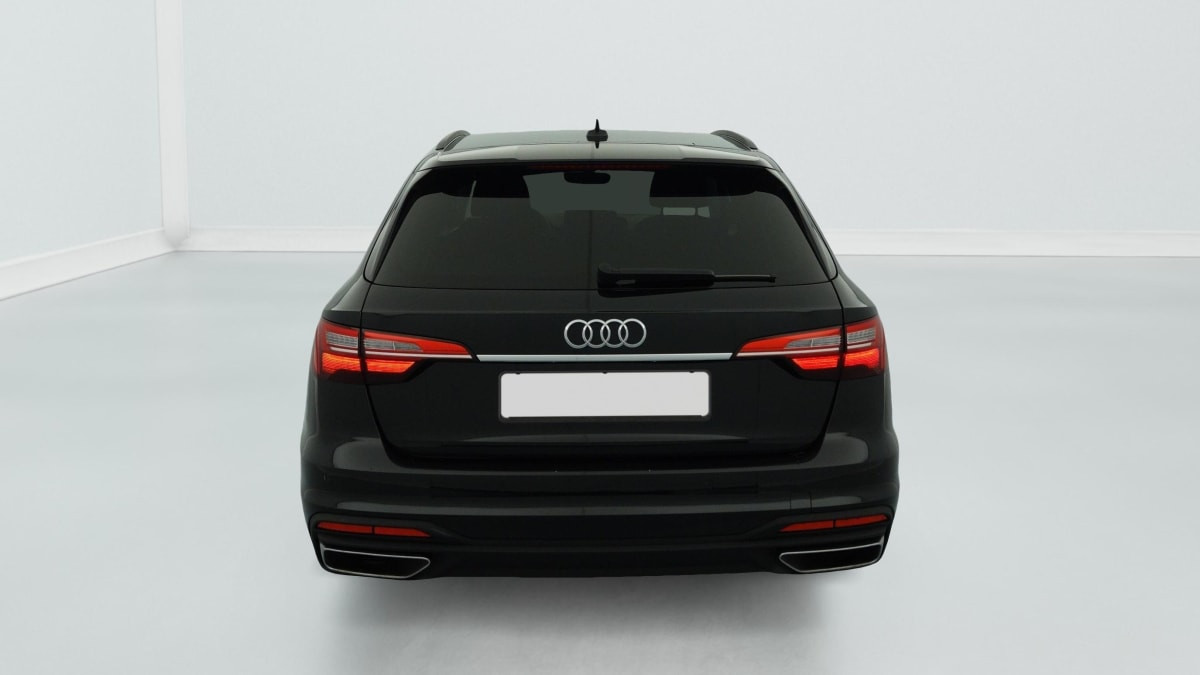 Vente en ligne Audi A4 Avant 35 TFSI 150 S tronic 7 Design au prix de 24 390 €