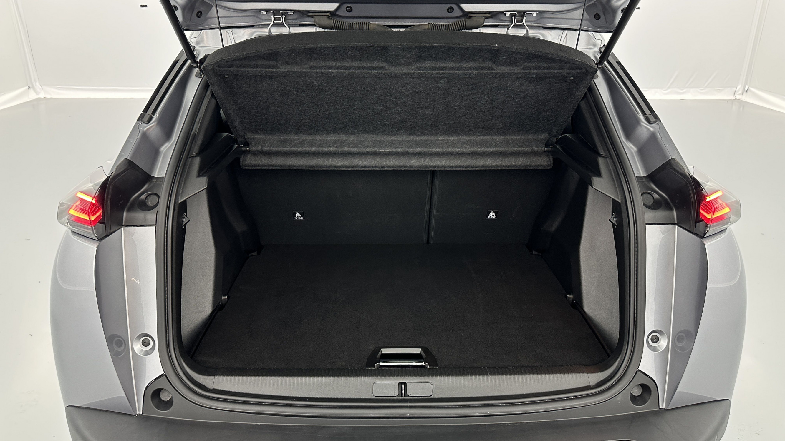 Vente en ligne Peugeot 2008 2008 1.2 PureTech 100ch Allure au prix de 20 110 €