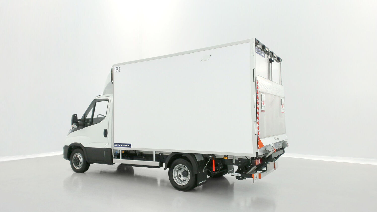 Vente en ligne Iveco Daily DAILY III 35C16H 3450 3.0 160ch Frigo Lamberet au prix de 71 120 €