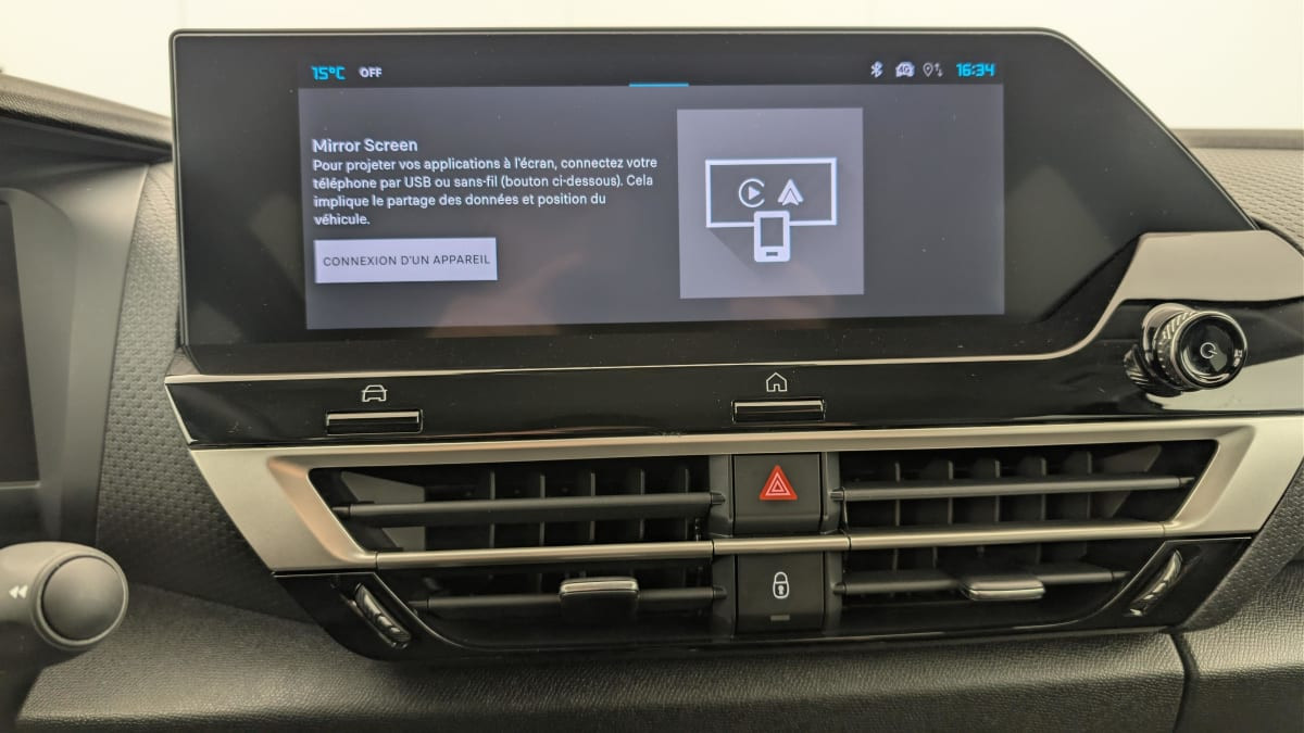 Vente en ligne Citroën C4 Hybride 145 e-DCS6 Max au prix de 22 950 €