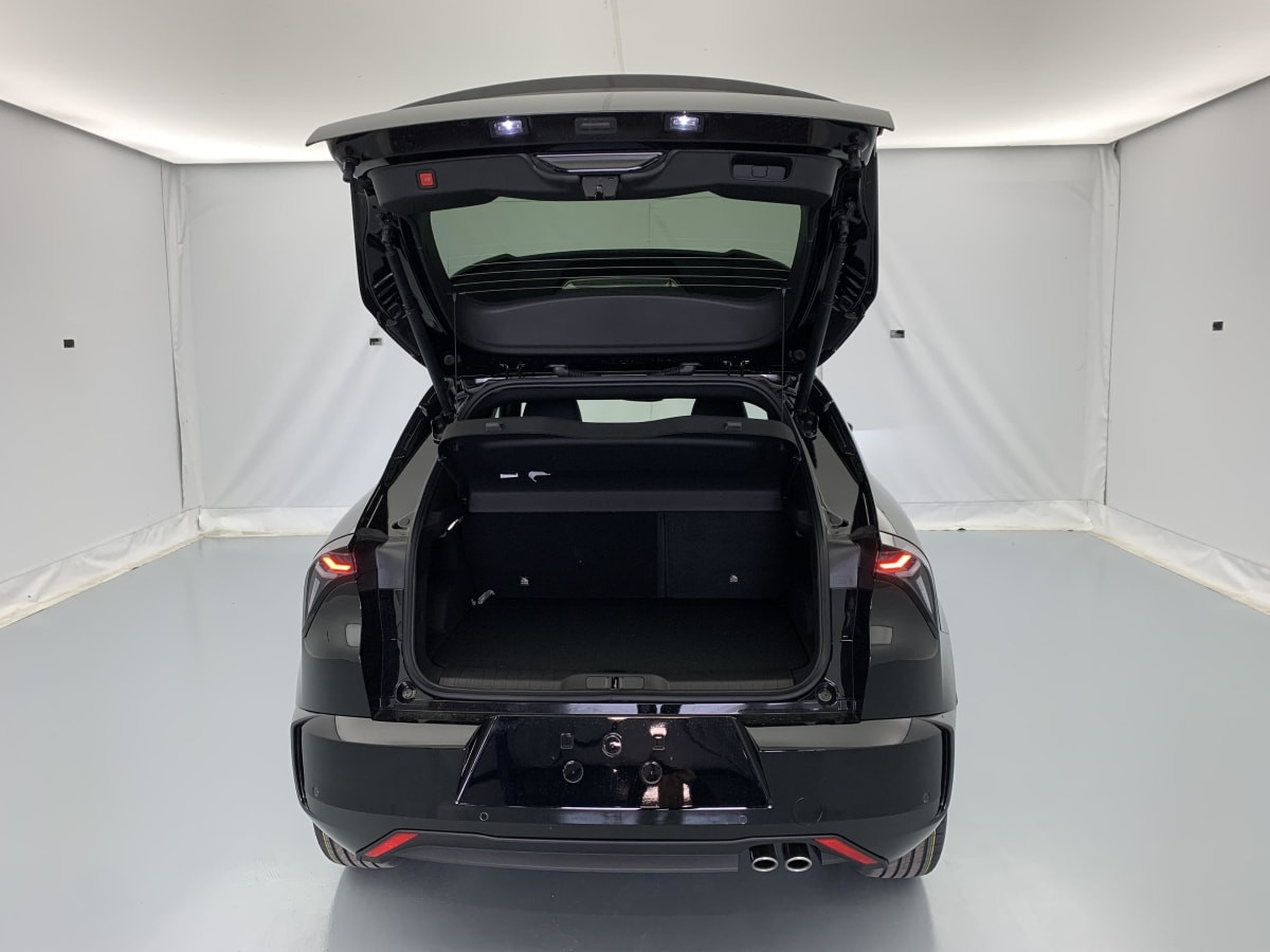 Vente en ligne Alfa Romeo Junior 1.2 Ibrida 145 ch e-DCT6 Ti au prix de 29 960 €