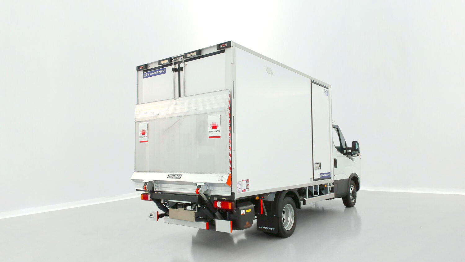Vente en ligne Iveco Daily DAILY III 35C16H 3450 3.0 160ch Frigo Lamberet au prix de 71 120 €