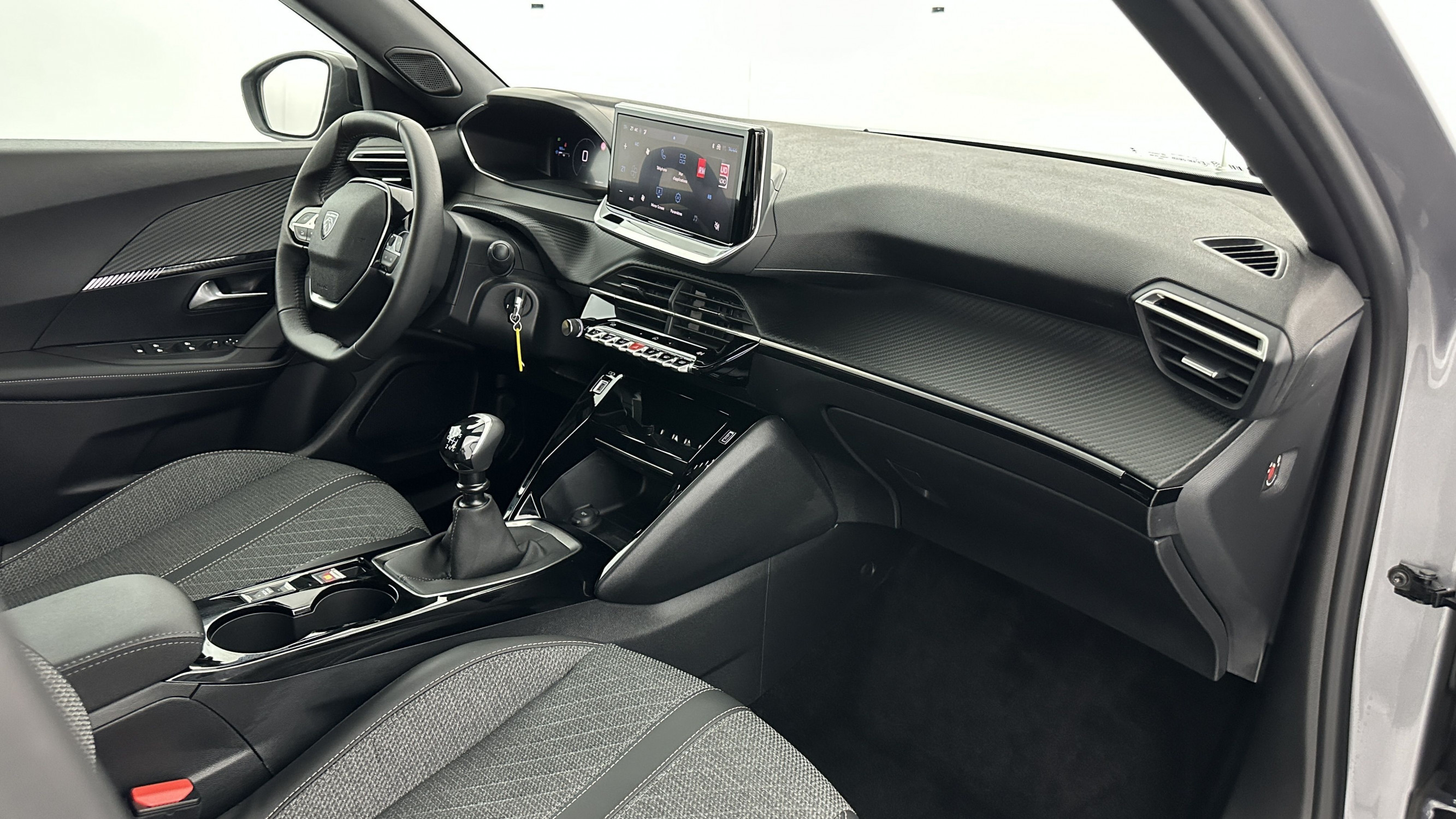 Vente en ligne Peugeot 2008 2008 1.2 PureTech 100ch Allure au prix de 20 110 €