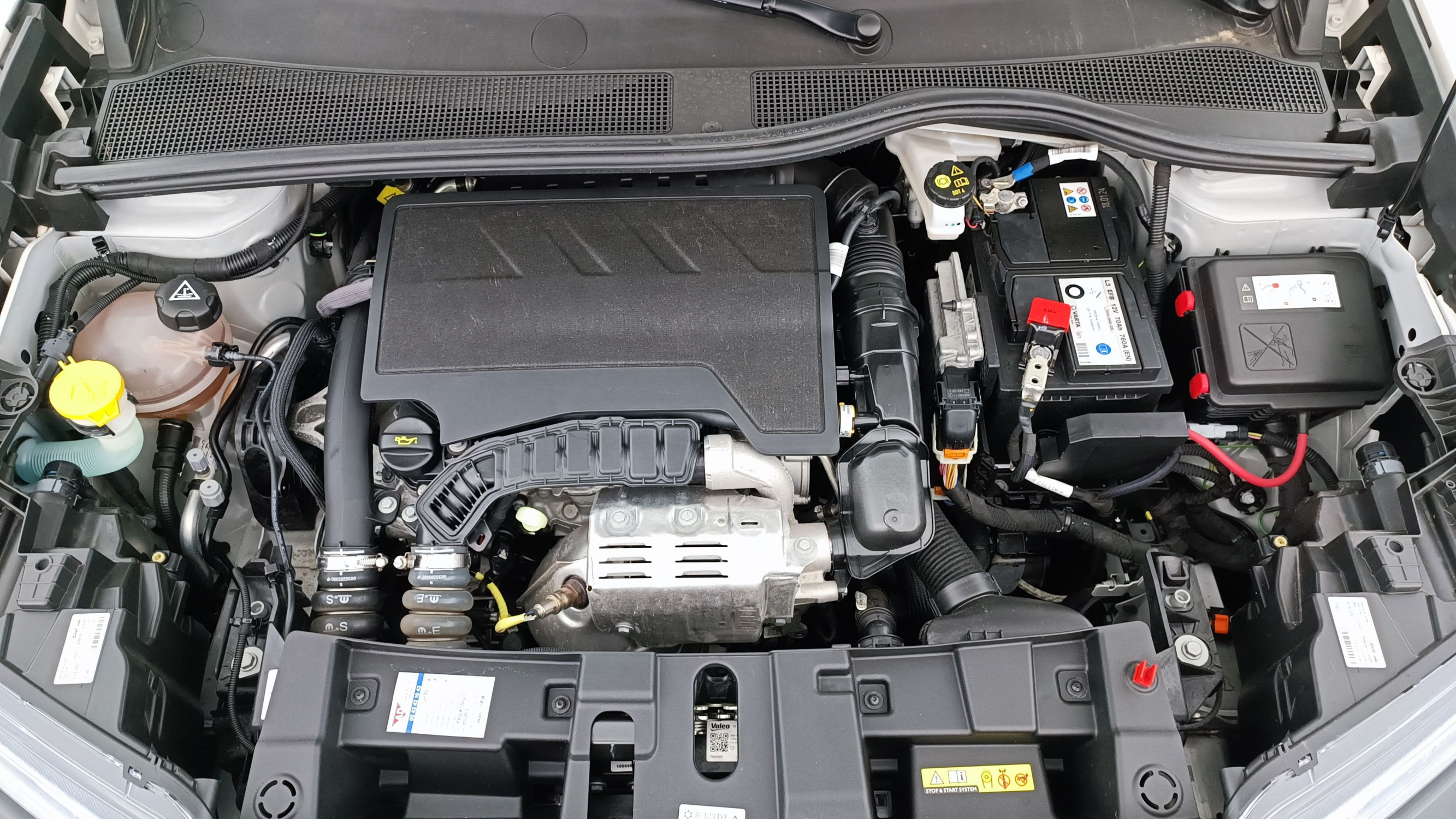 Vente en ligne Jeep Avenger AVENGER 1.2 T3 100ch Altitude au prix de 21 200 €