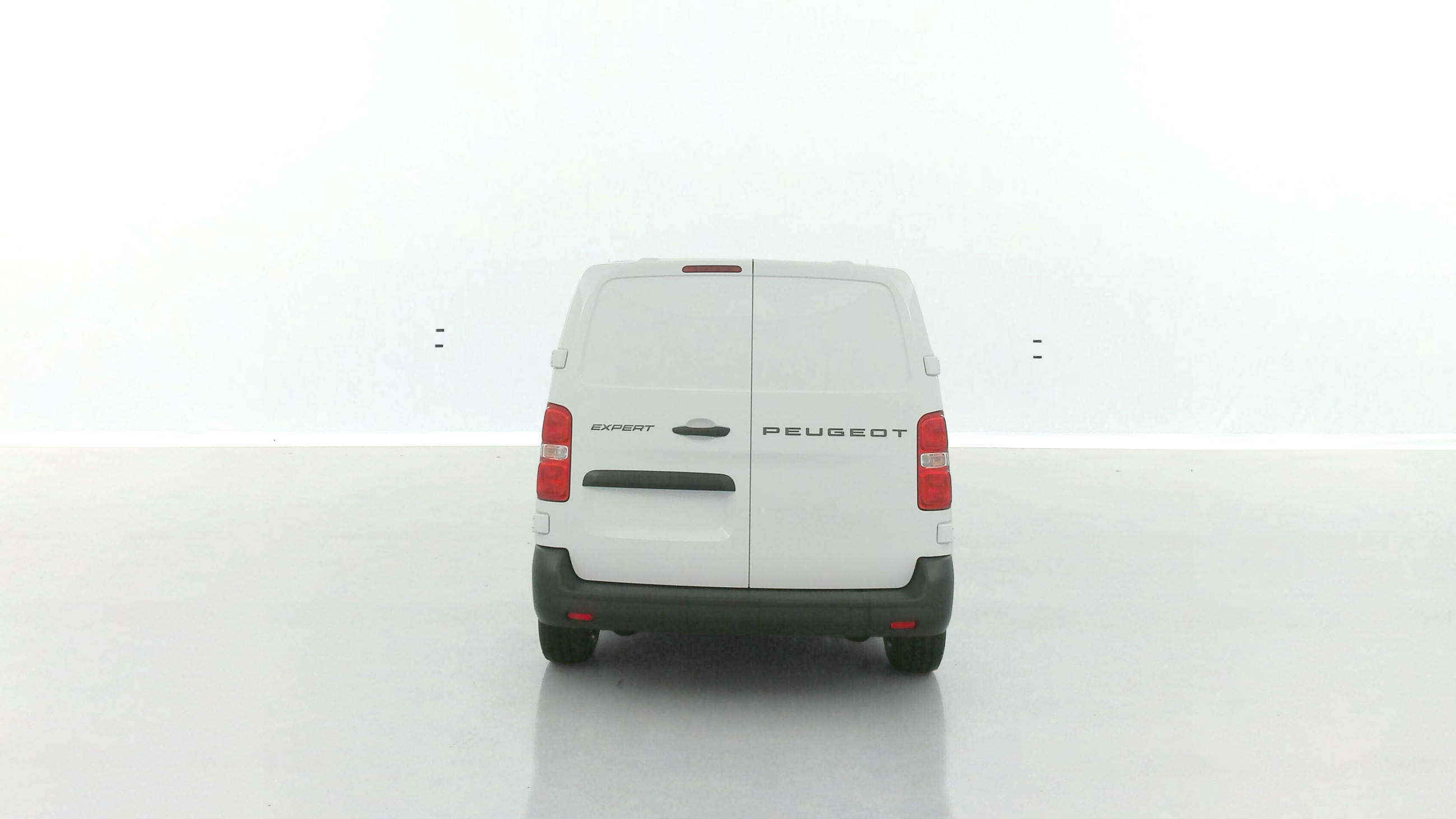 Vente en ligne Peugeot Expert EXPERT III M 2.0 BlueHDi 145ch EAT8 au prix de 31 880 €