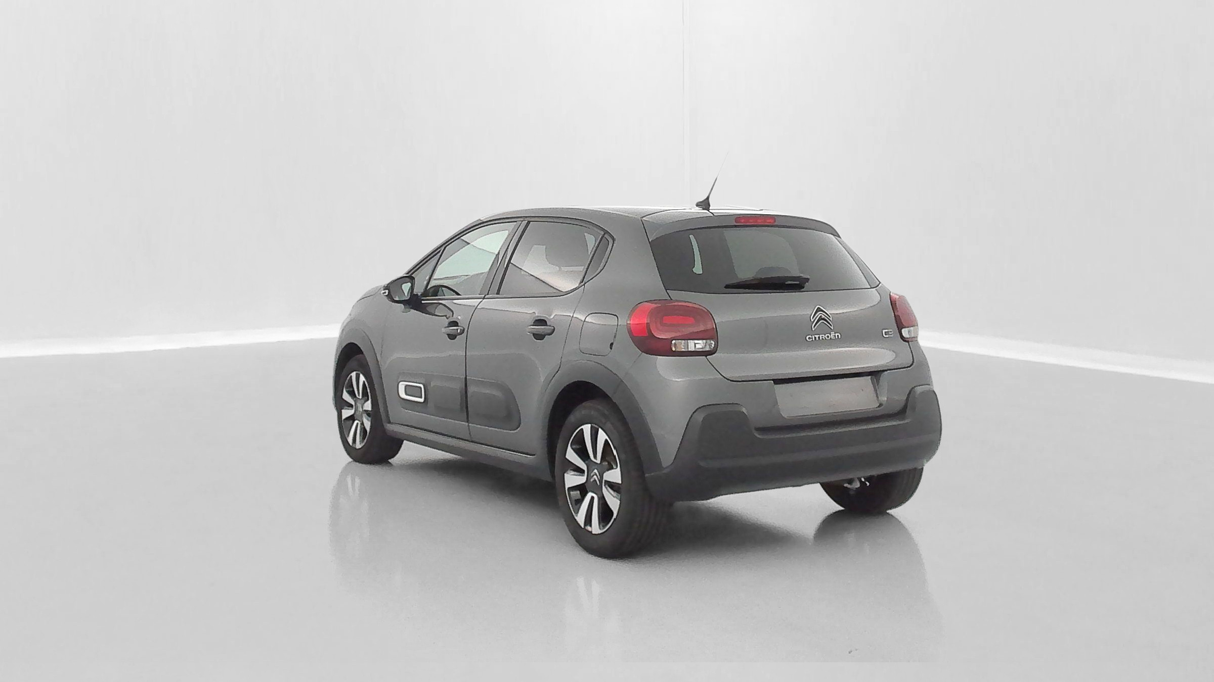 Vente en ligne Citroën C3 C3 III 1.2 PureTech 110ch Max au prix de 14 210 €