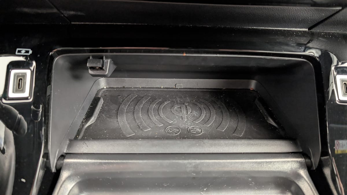 Vente en ligne Peugeot 2008 Hybrid 145 e-DCS6 Allure au prix de 22 330 €