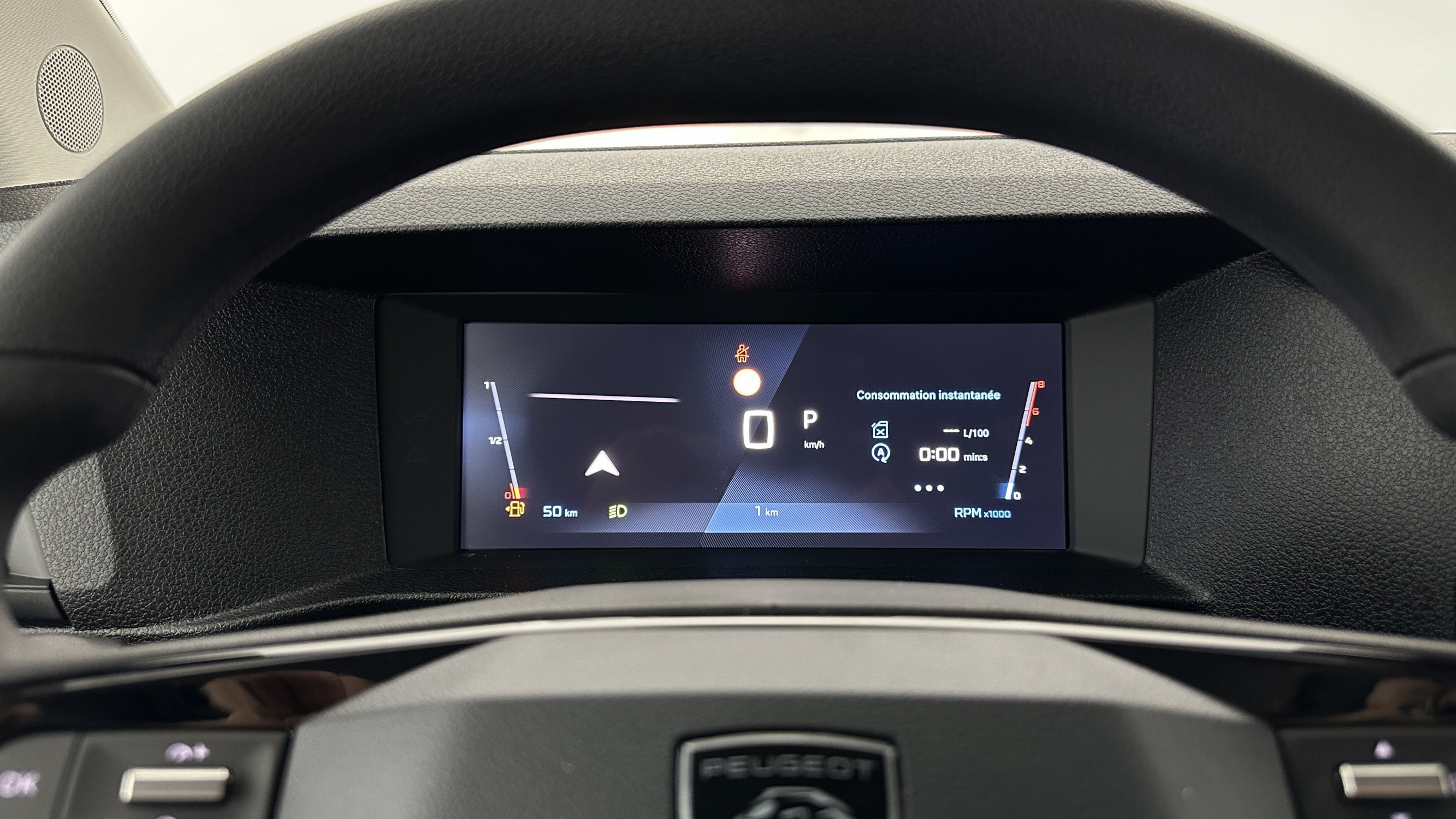 Vente en ligne Peugeot Expert EXPERT III M 2.0 BlueHDi 145ch EAT8 au prix de 31 880 €