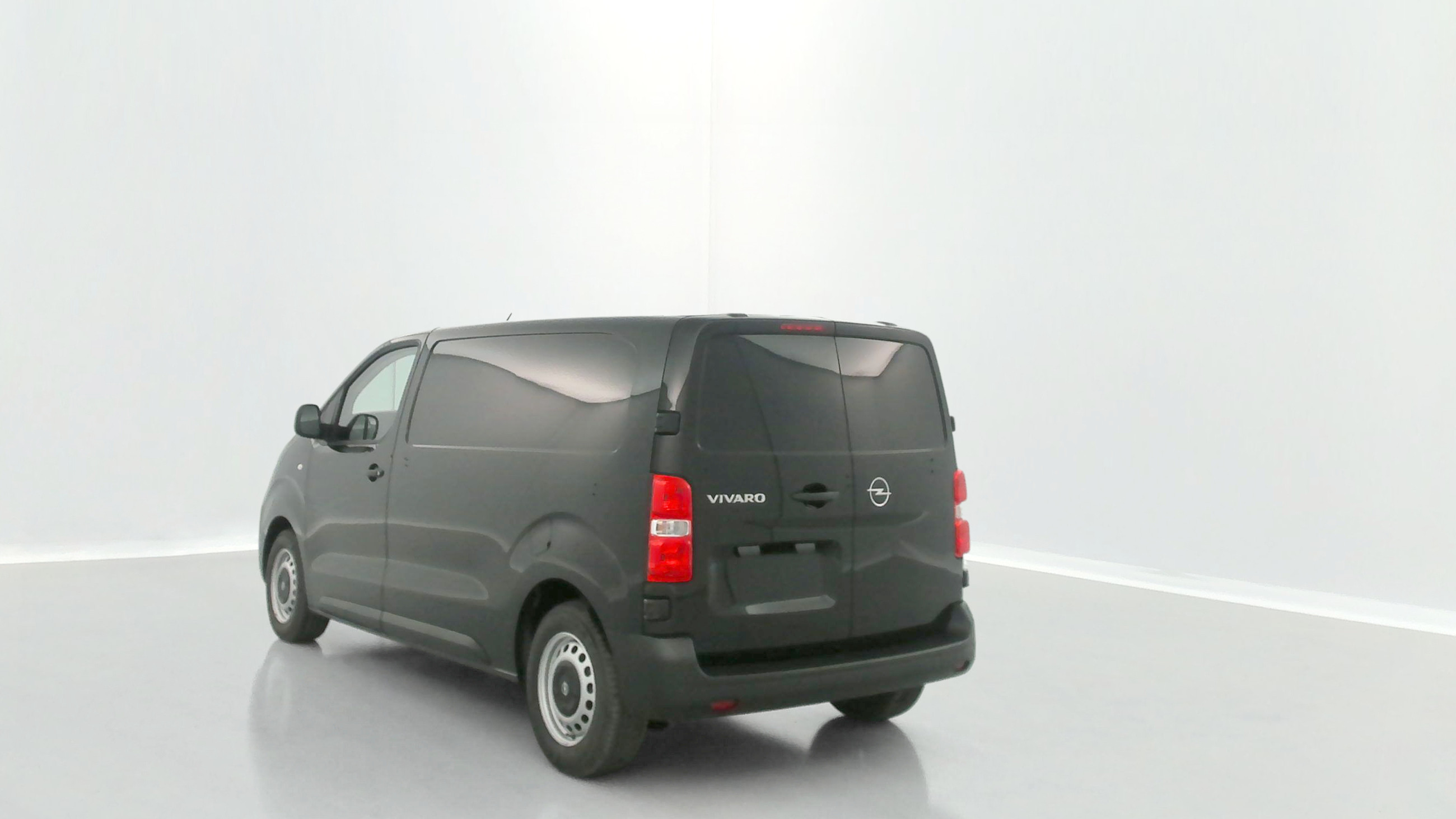 Vente en ligne Opel Vivaro Combi VIVARO M 2.0 BlueHDi 145ch au prix de 26 580 €